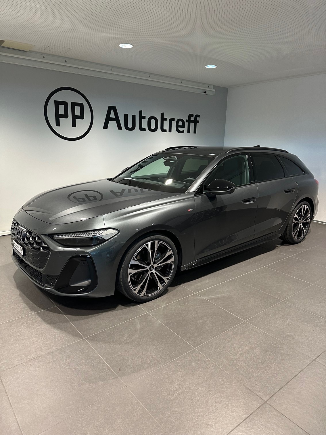 AUDI A5 Avant TFSI quattro 150 kW S tronic-image-1