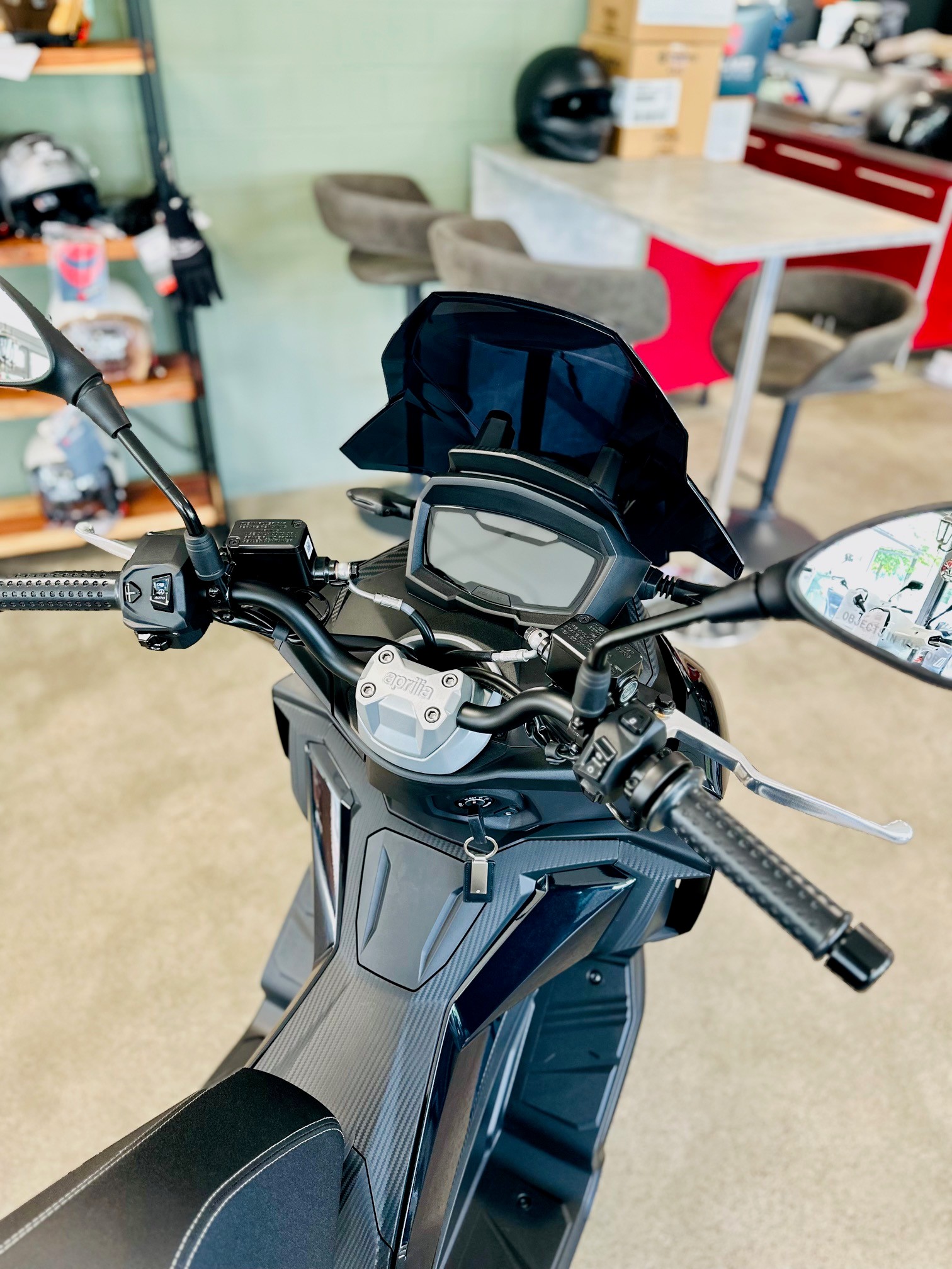 APRILIA SR 125 GT ABS-image-8