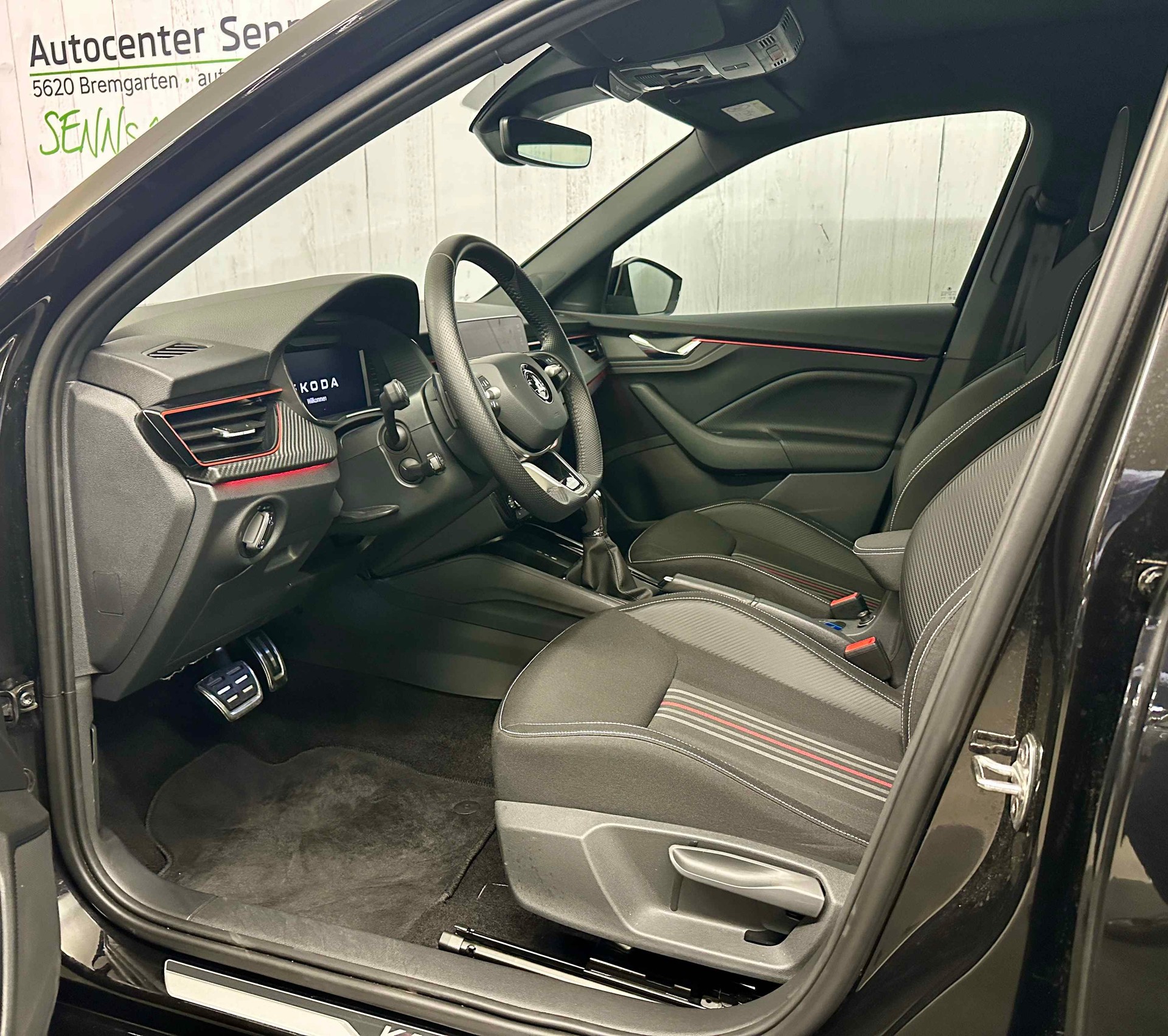 SKODA Kamiq 1.5 TSI Monte Carlo DSG-image-5