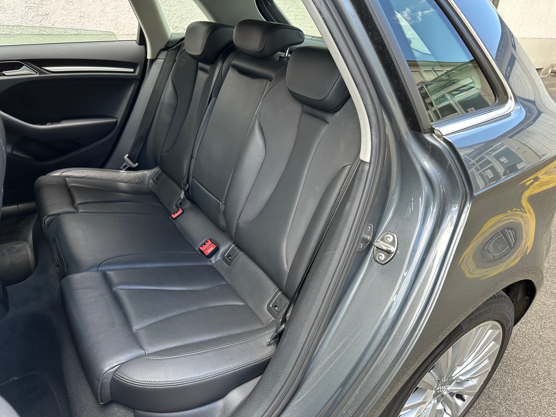 AUDI A3 Sportback 1.4 e-tron Ambition S-tronic-image-16