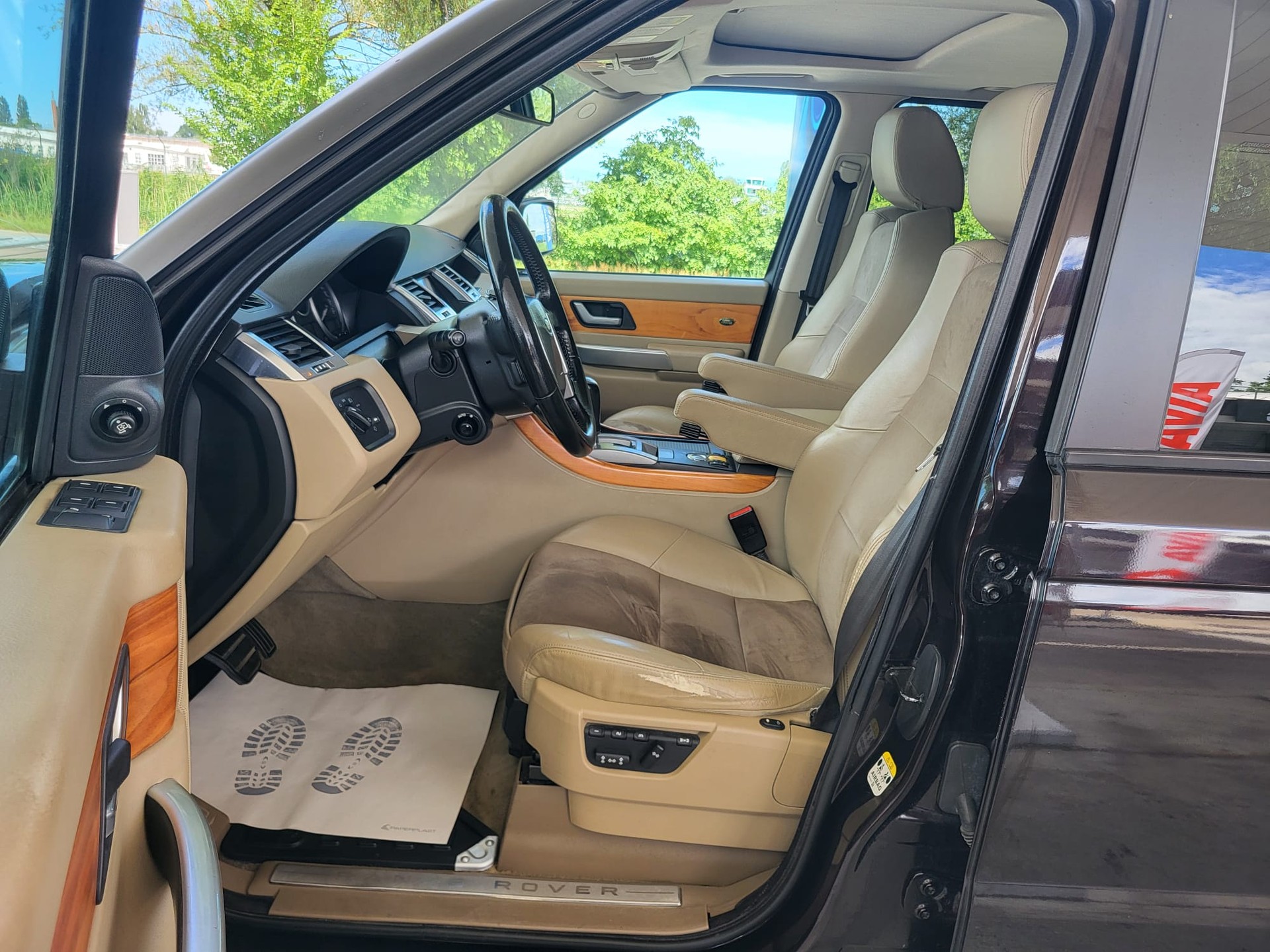 LAND ROVER Range Rover Sport 3.6 Td8 HSE Automatic-image-13