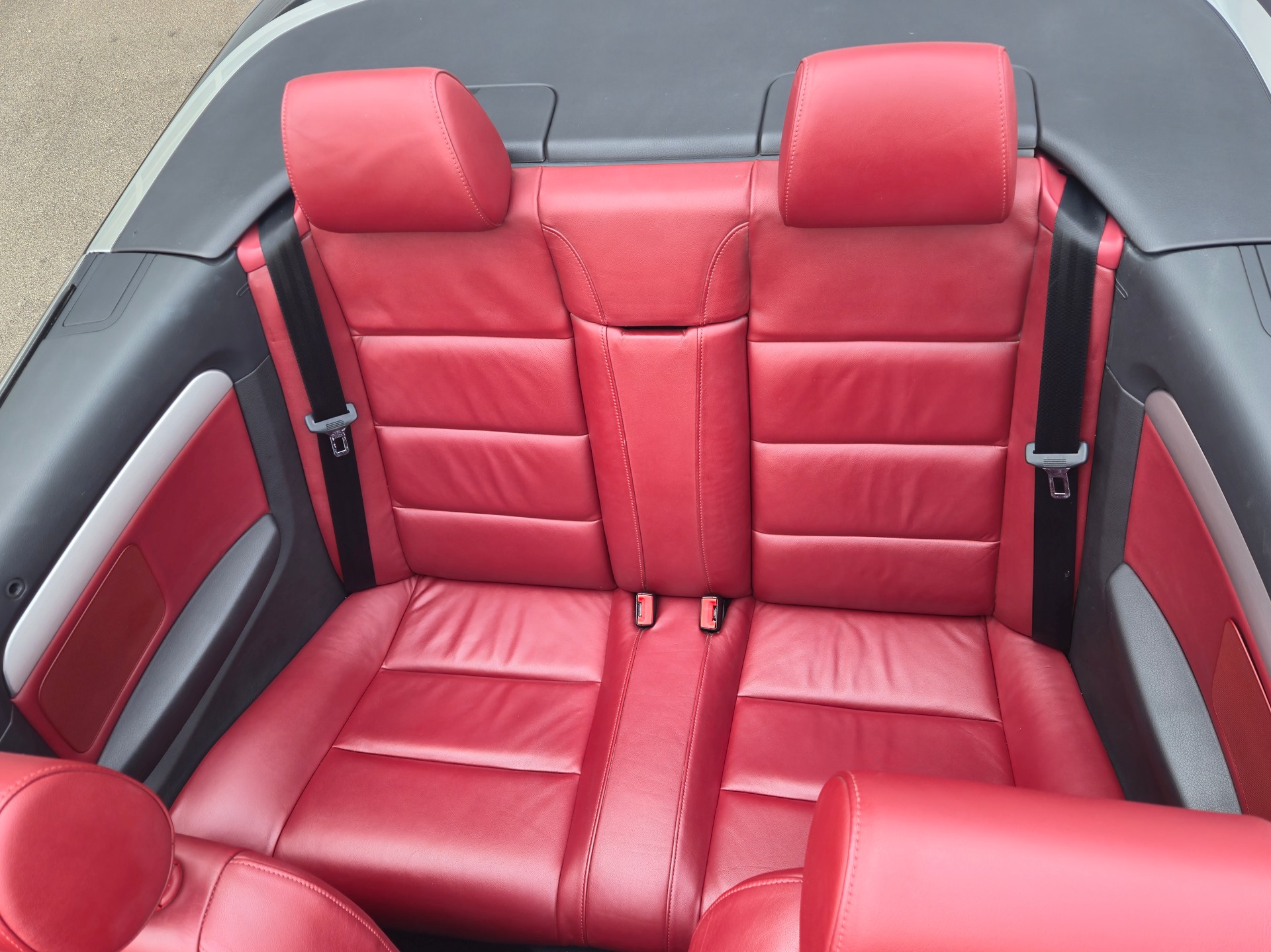 AUDI A4 Cabriolet 1.8 Turbo-image-6