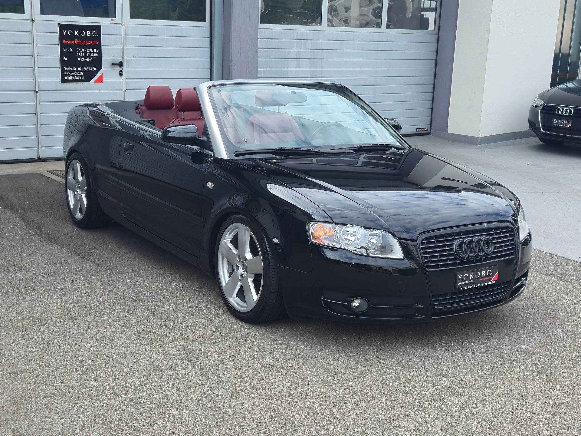 AUDI A4 Cabriolet 1.8 Turbo-image-1