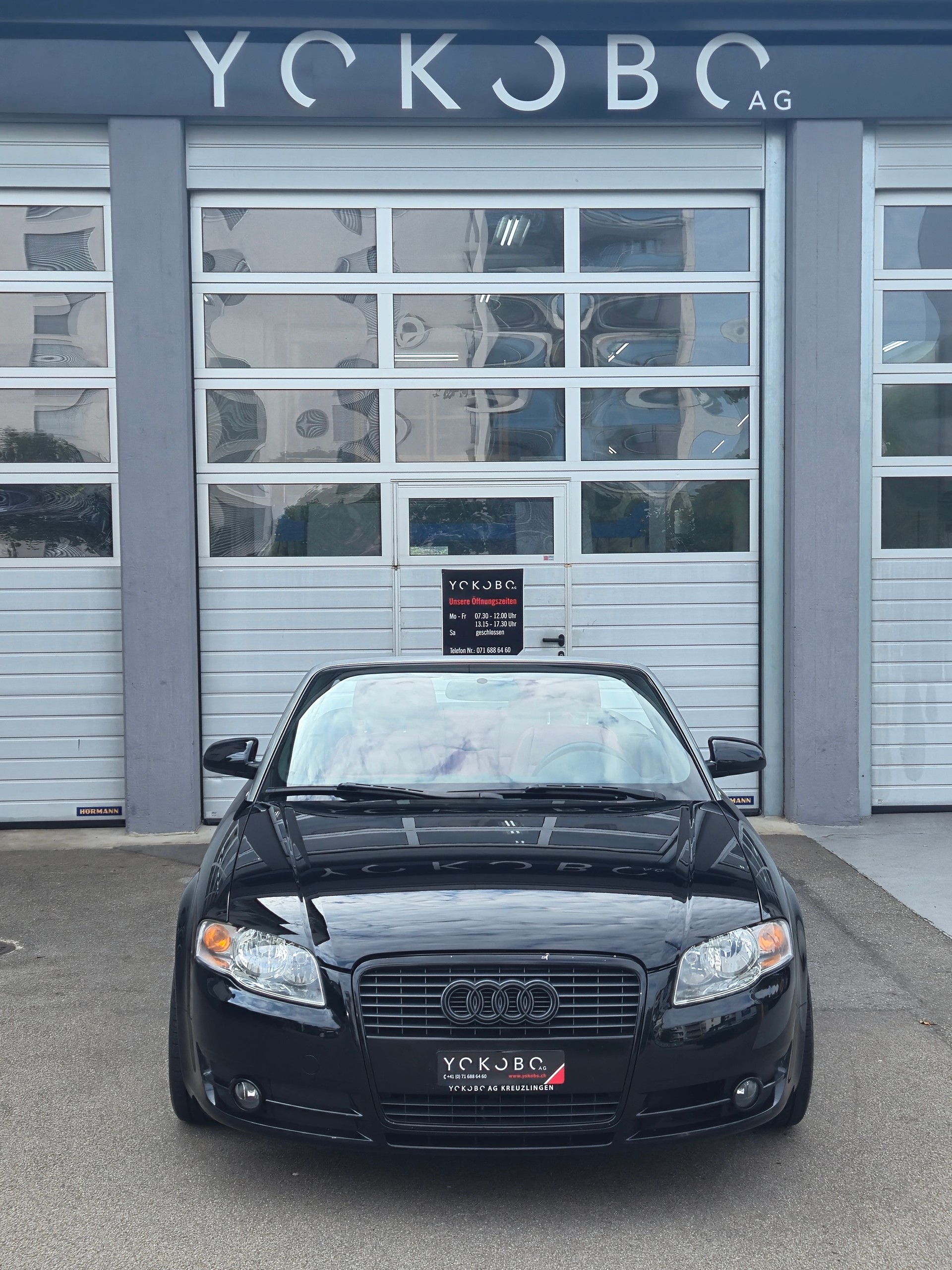 AUDI A4 Cabriolet 1.8 Turbo-image-15
