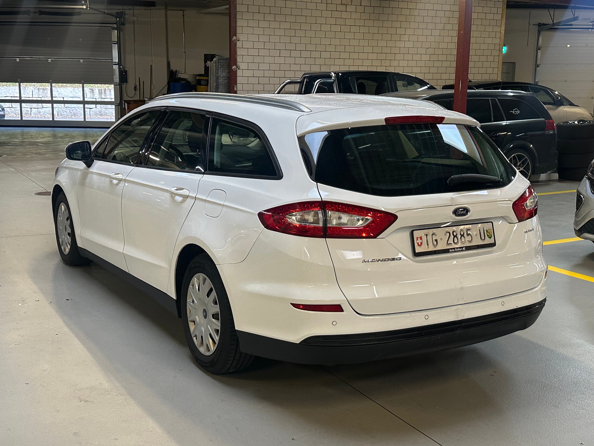 FORD Mondeo 2.0 TDCi Titanium PowerShift-image-2