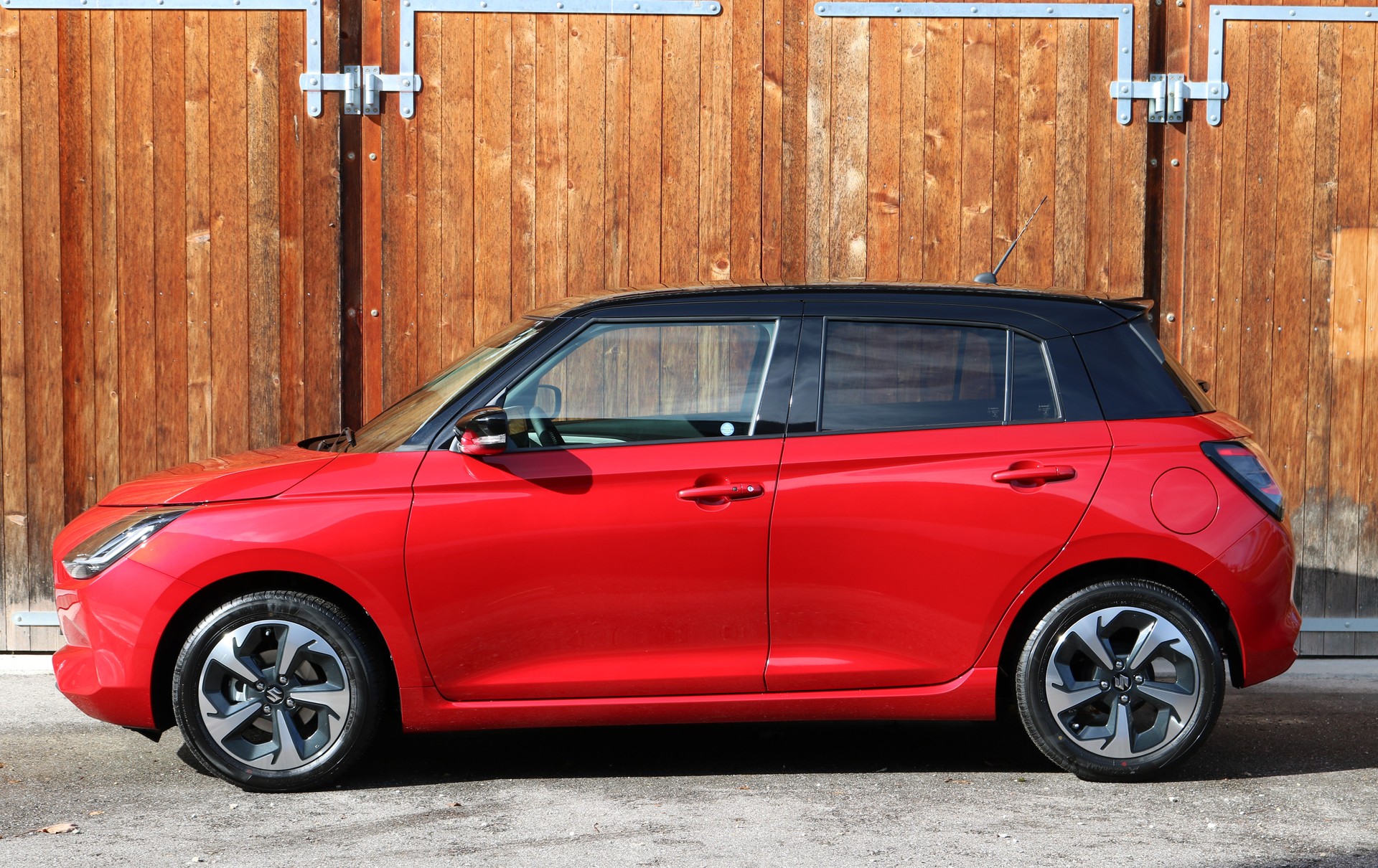 SUZUKI Swift 1.2 Compact Top Hybrid CVT-image-1