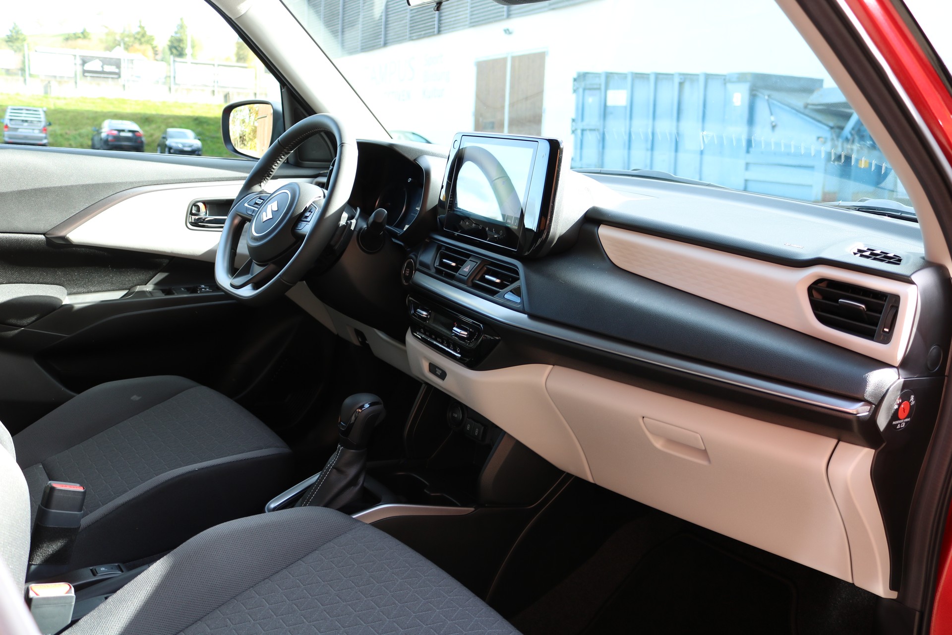 SUZUKI Swift 1.2 Compact Top Hybrid CVT-image-9