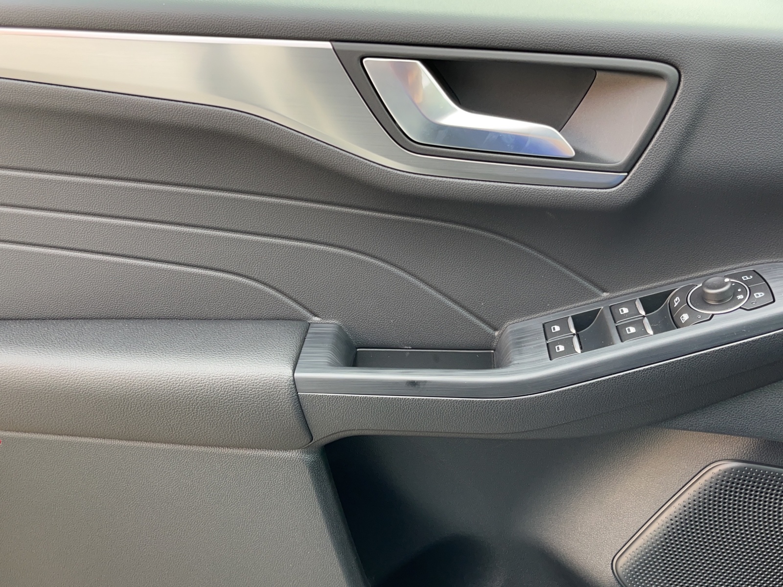FORD Kuga 2.0 EcoBlue Titanium X-image-9