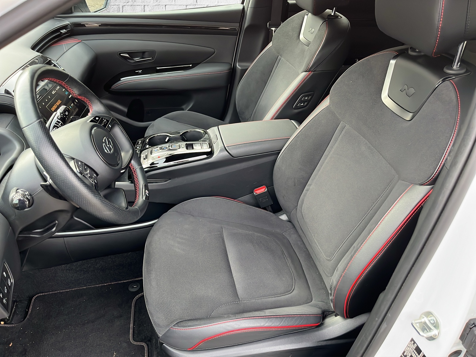 HYUNDAI Tucson 1.6 TGDI HEV N Line LUX pack 4WD-image-8