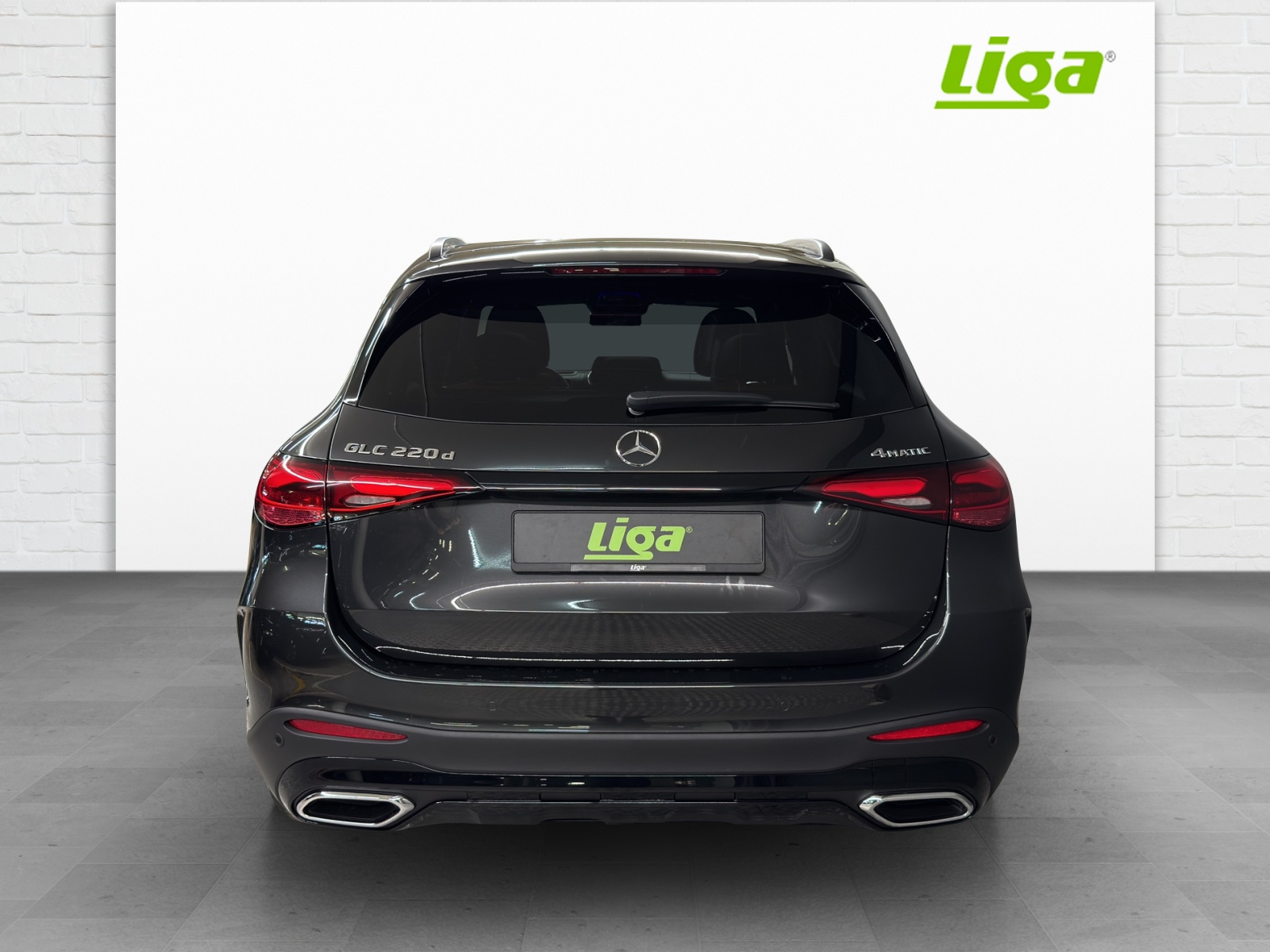 MERCEDES-BENZ GLC 220 d AMG Line 4Matic-image-4