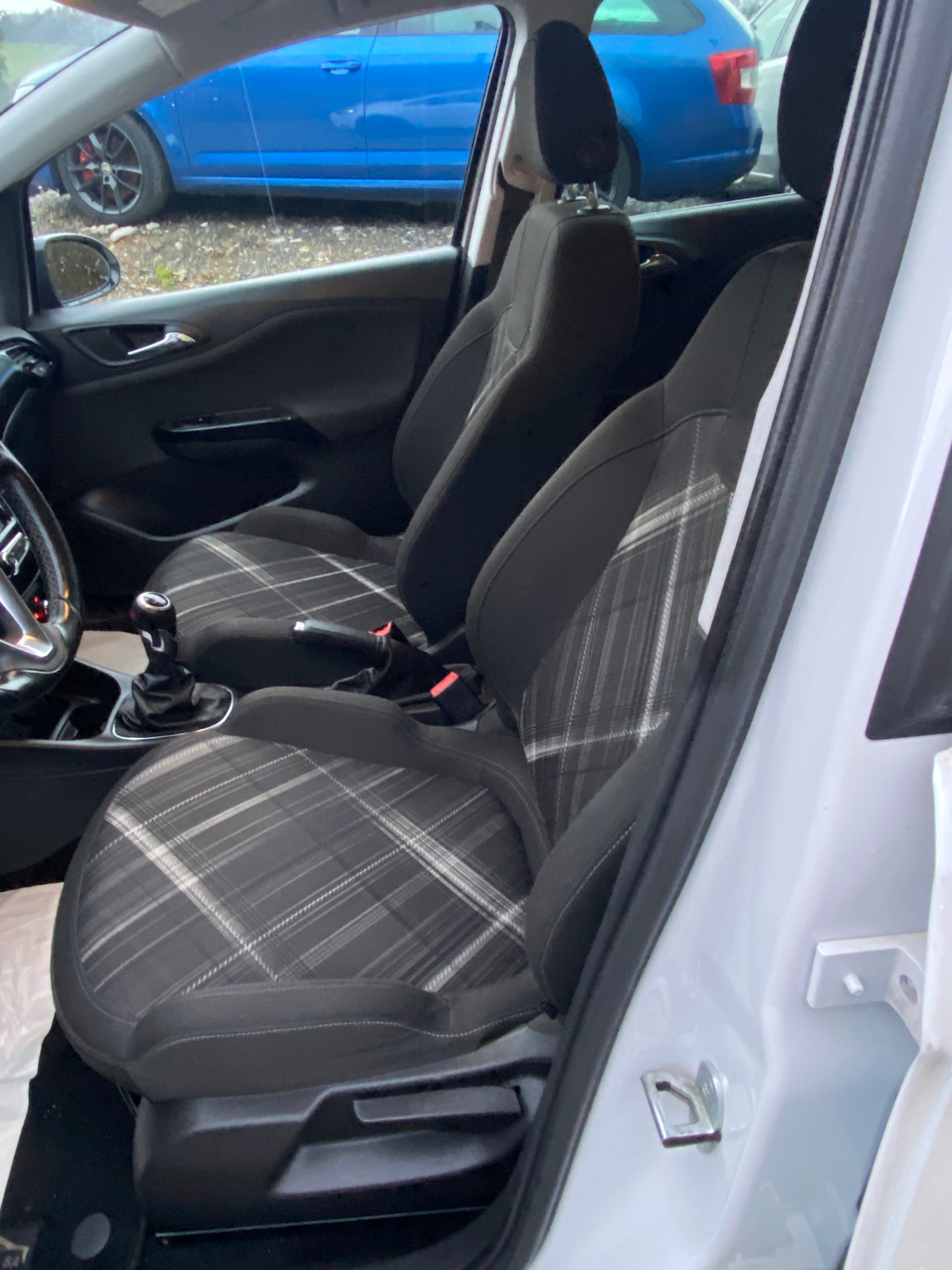 OPEL Corsa 1.4 Turbo Enjoy-image-7