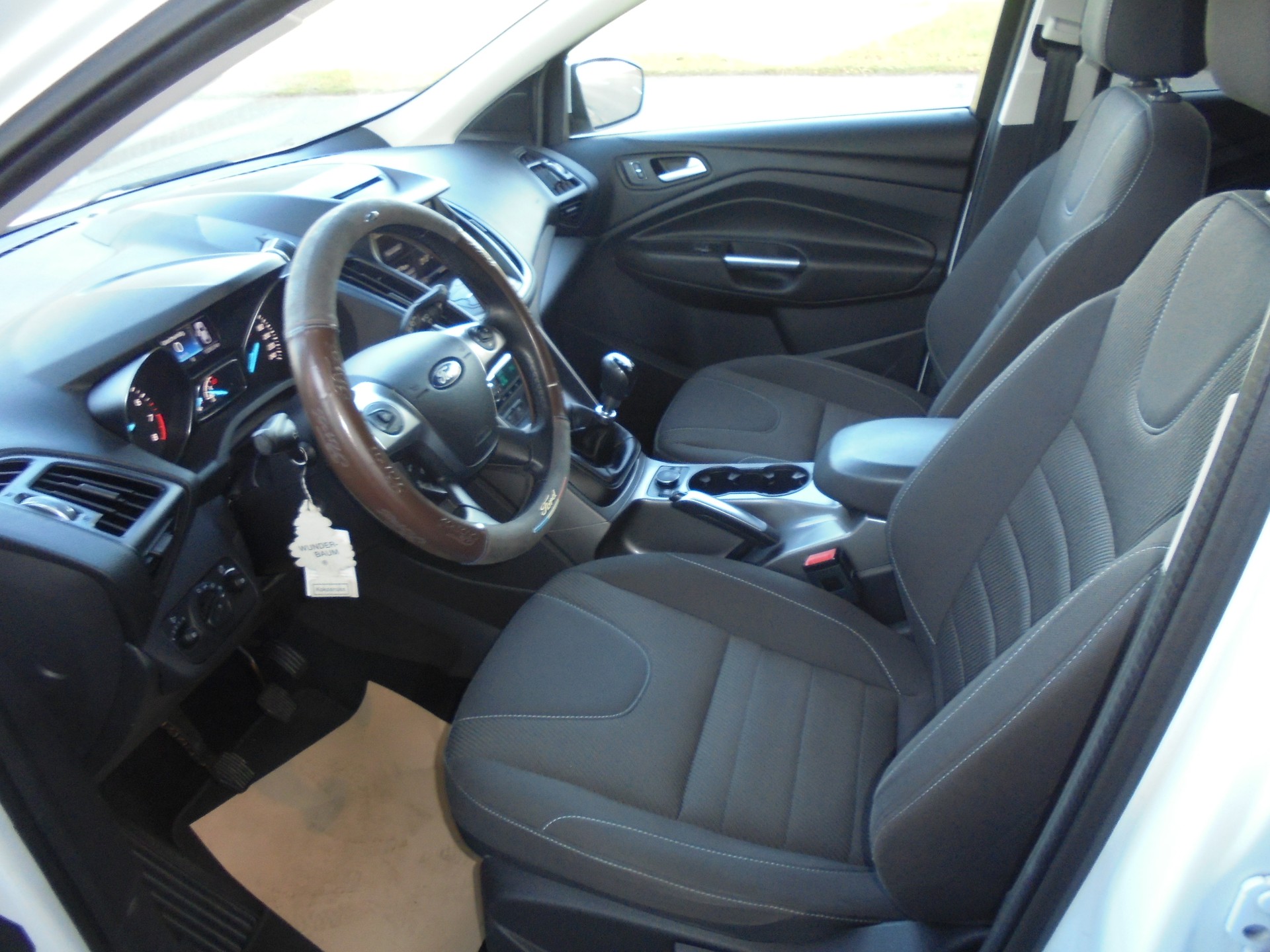 FORD Kuga 1.5 SCTi Titanium 2WD-image-7