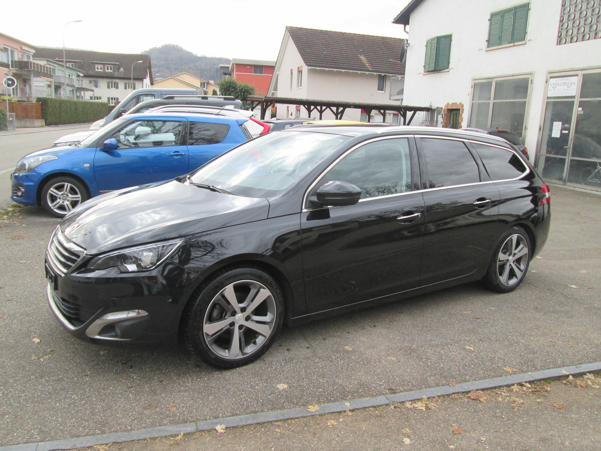 PEUGEOT 308-image-0