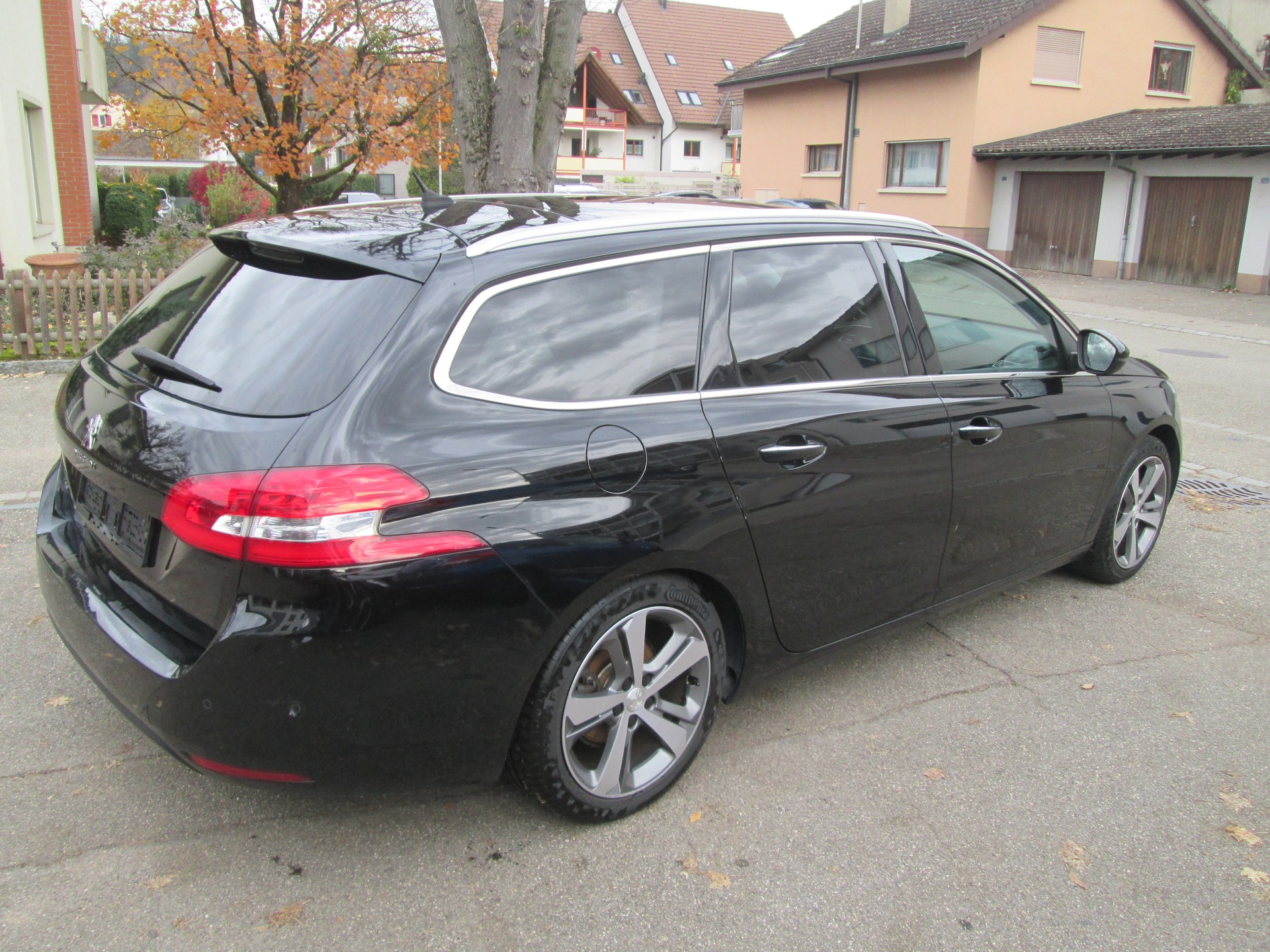 PEUGEOT 308-image-4