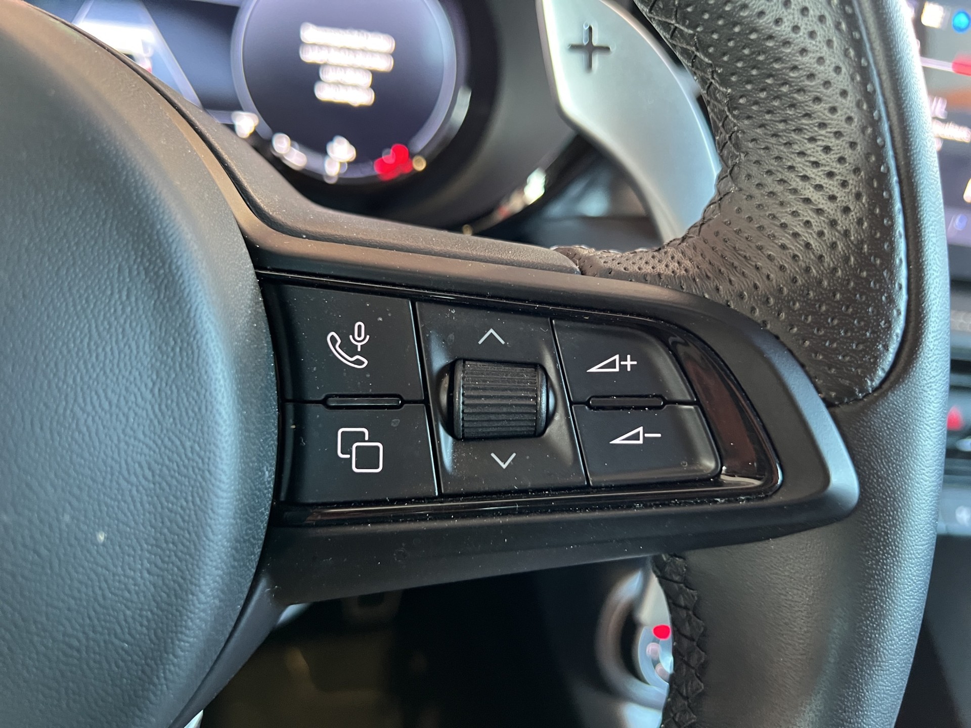 ALFA ROMEO Tonale 1.5 Veloce Premium-image-32