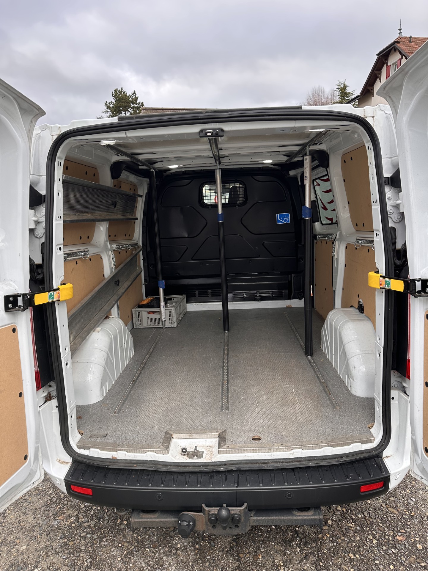 FORD Transit Custom Van 300 L1H1 Trend-image-2