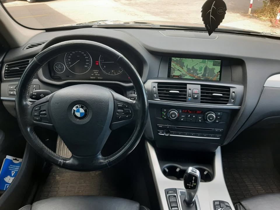 BMW X3 xDrive 20d Steptronic-image-11
