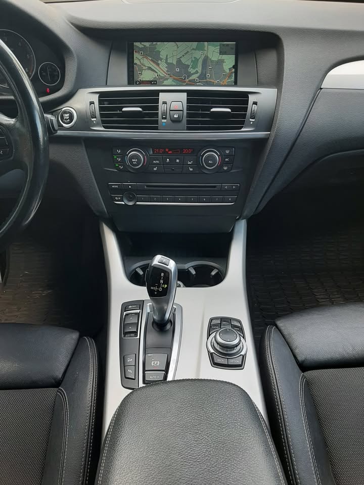 BMW X3 xDrive 20d Steptronic-image-13