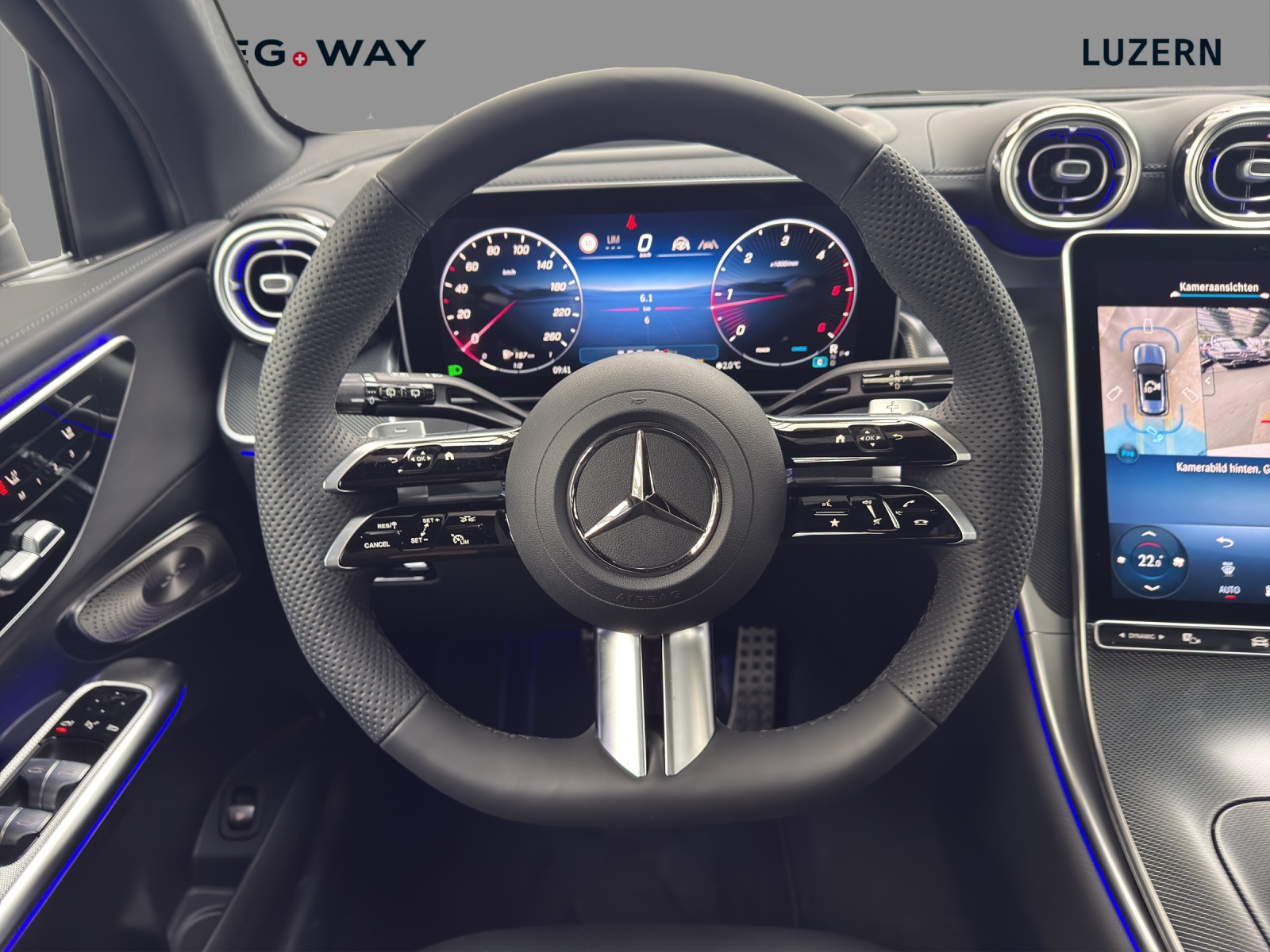MERCEDES-BENZ GLC 220 d 4Matic 9G-Tronic-image-10