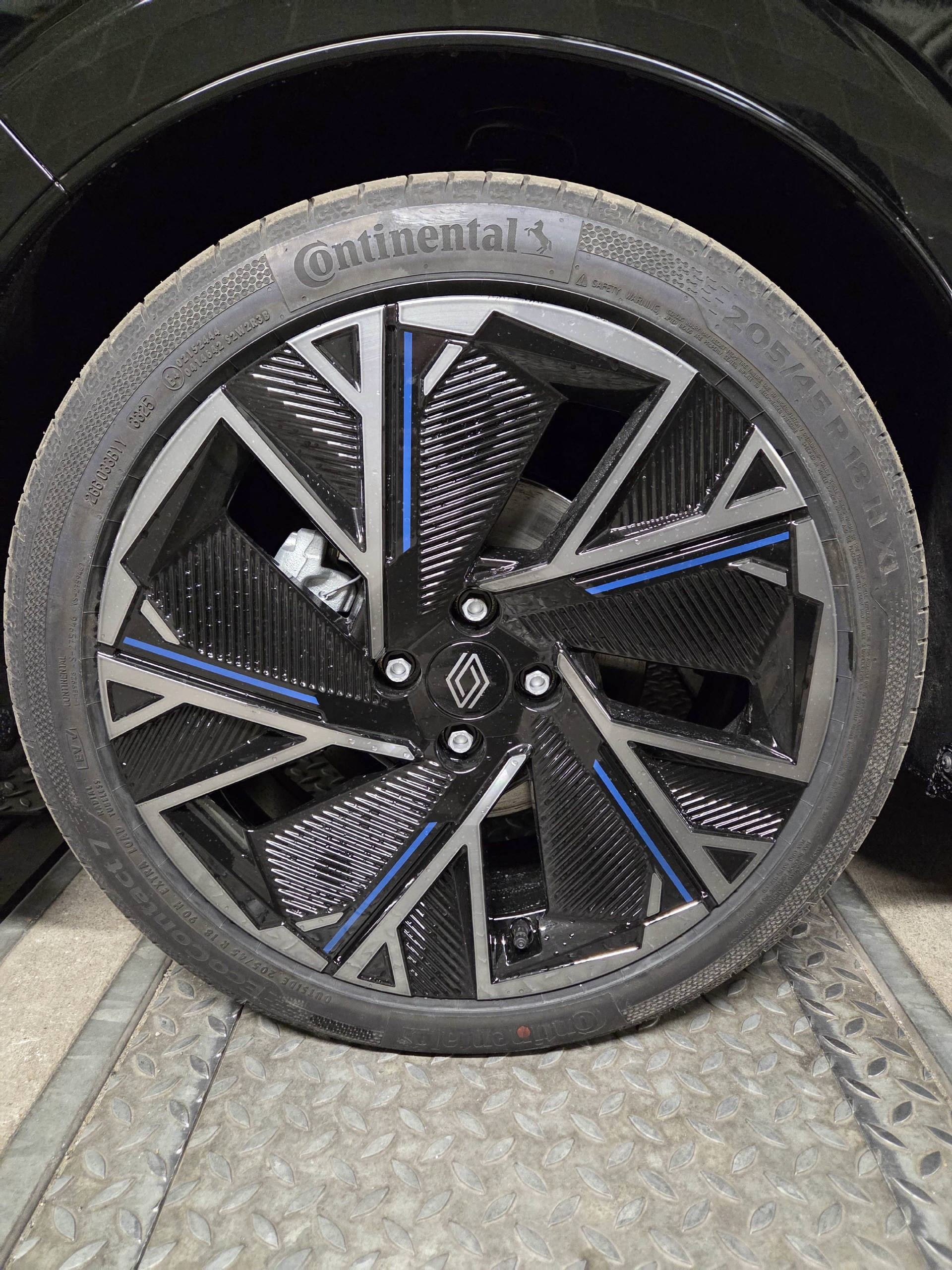RENAULT Clio 1.8 E-Tech esprit Alpine-image-15