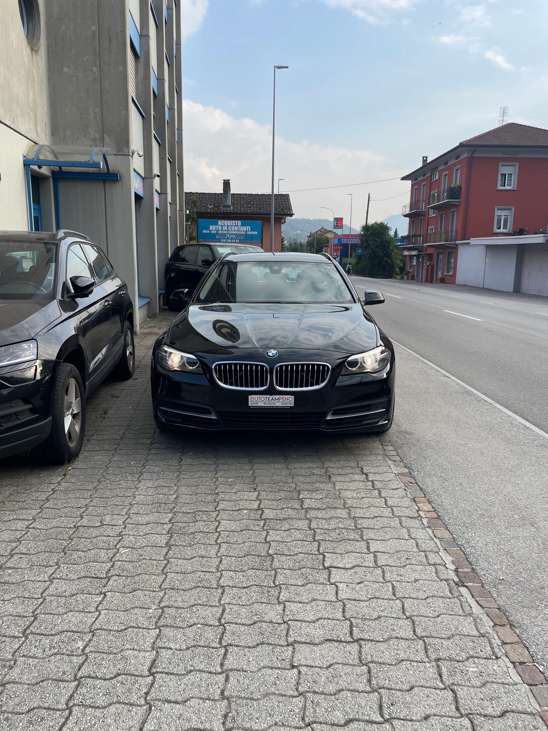 BMW 520d xDrive Touring Steptronic-image-1