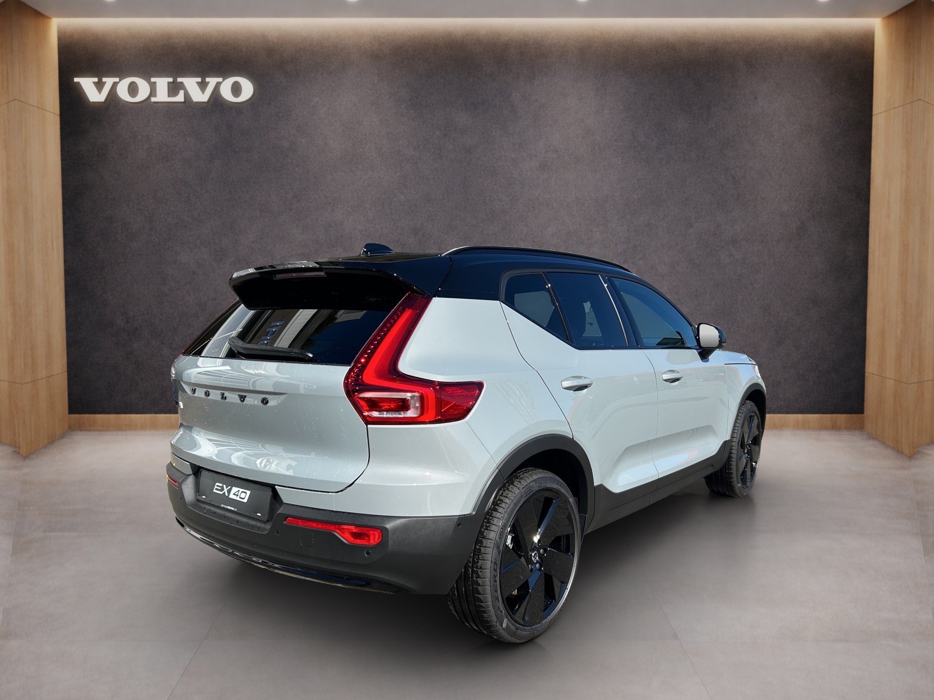 VOLVO EX40 Twin Black Edition AWD-image-4
