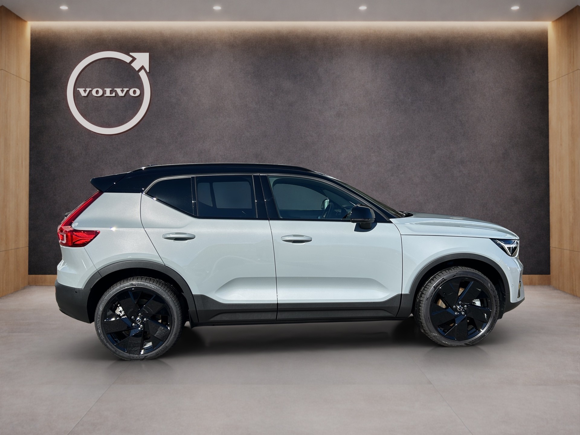 VOLVO EX40 Twin Black Edition AWD-image-6