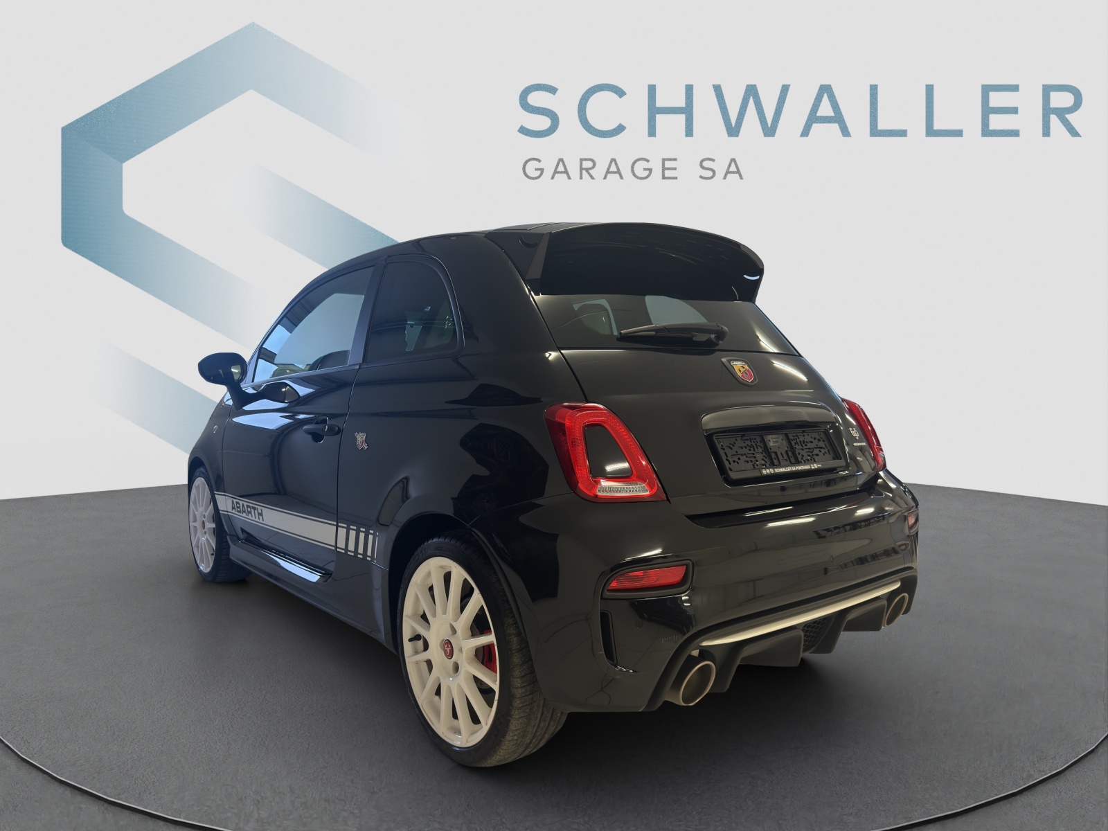FIAT 500 Abarth 695 1.4 T-Jet Essesse Abarth-image-5
