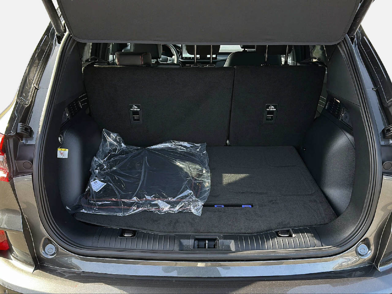 FORD Kuga 2.5 Hybrid ST-Line X AWD-image-13