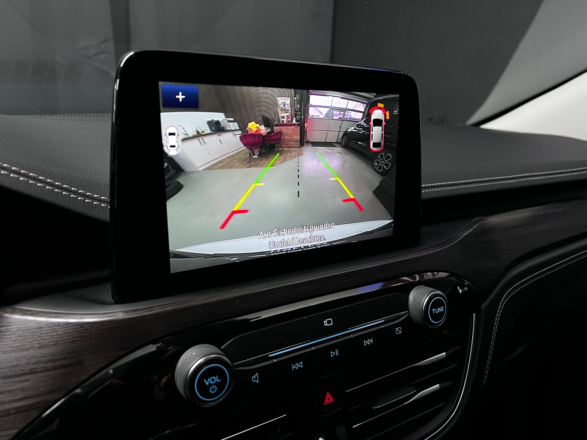 FORD Kuga 2.5 PHEV Vignale 2WD-image-10