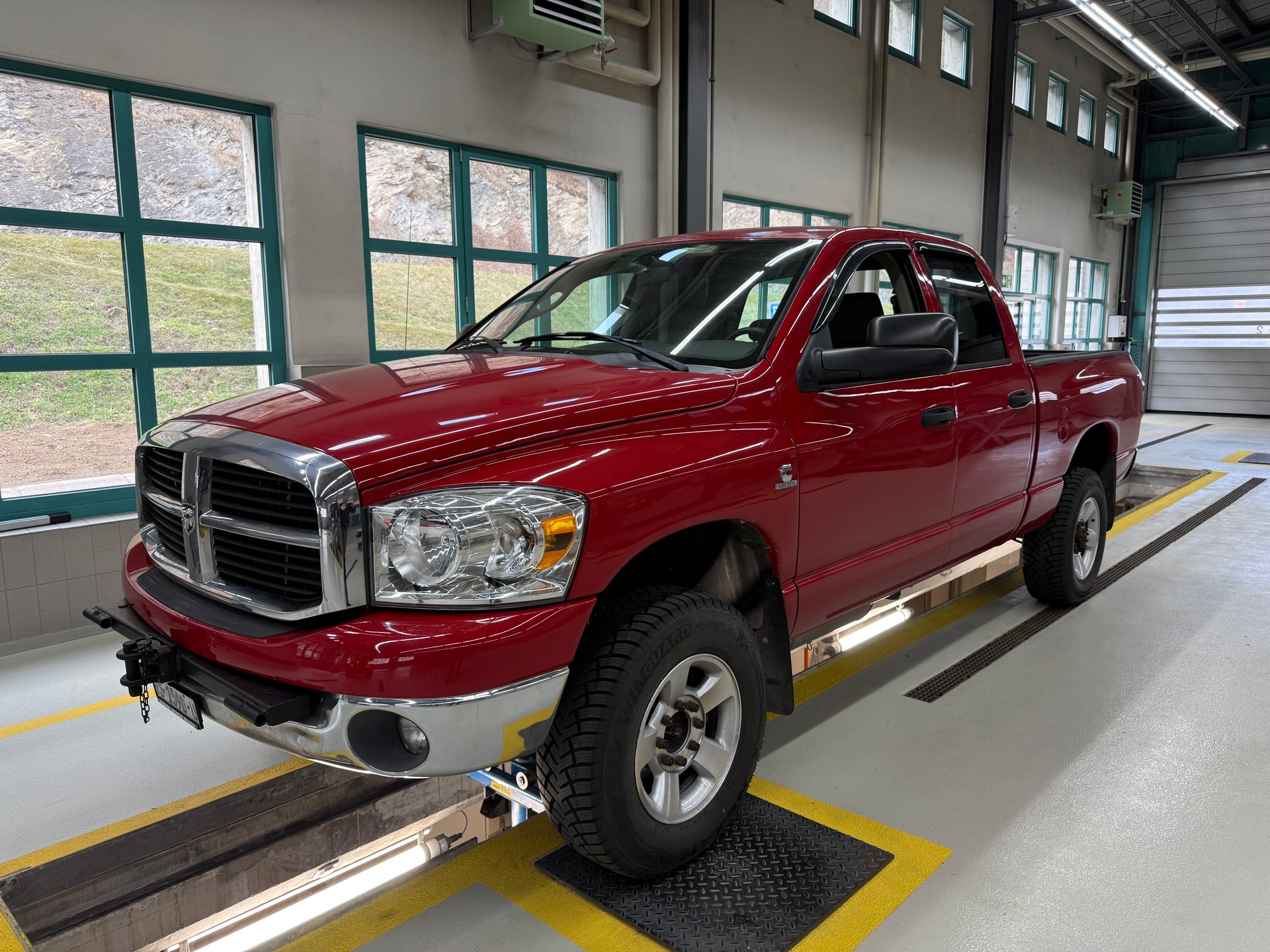 DODGE 2500 Cummins 6,7 Liter 10 tonnen AHL
