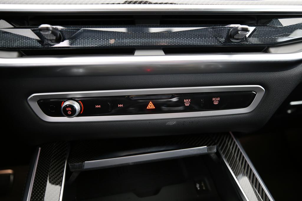 BMW X5 30d xDrive SAG-image-12
