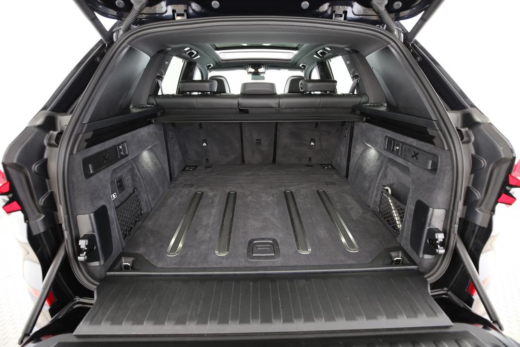 BMW X5 30d xDrive SAG-image-16