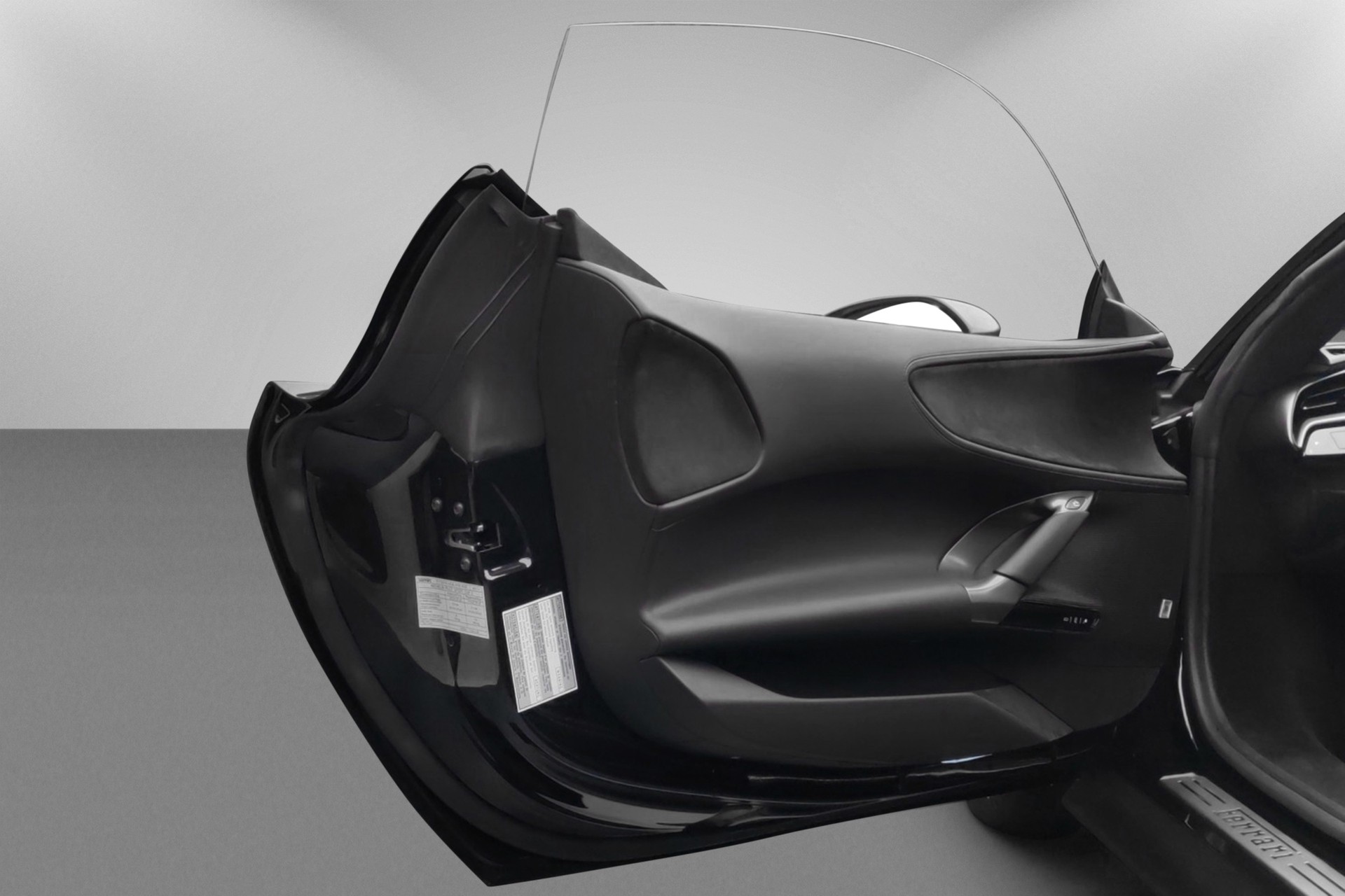FERRARI SF90 Spider-image-9