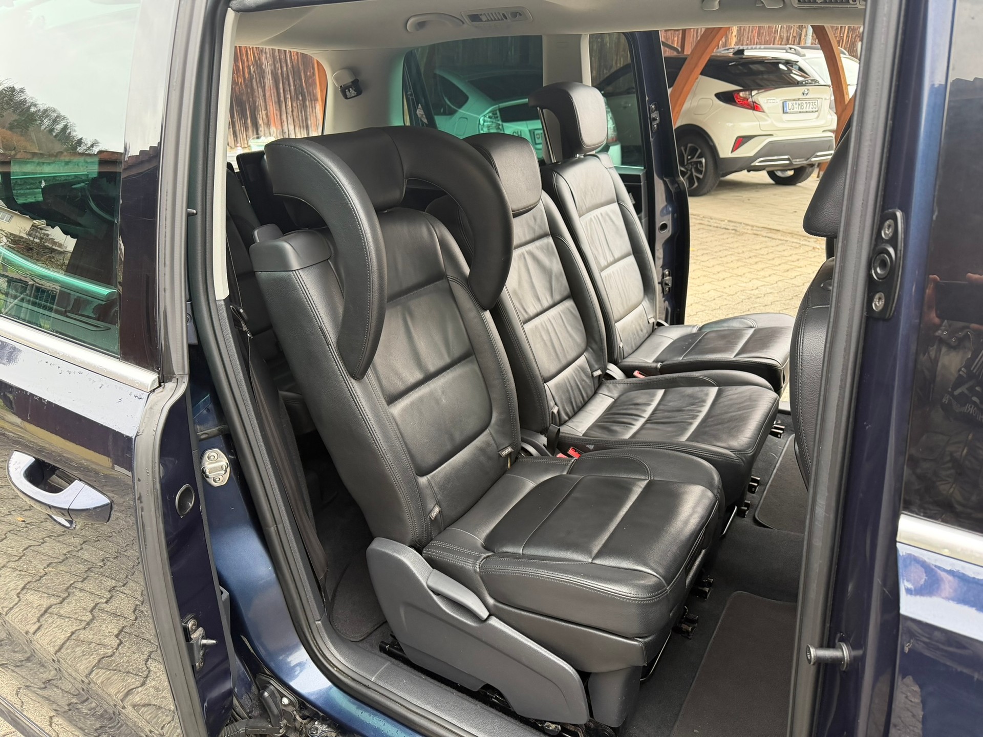 VW Sharan 2.0 TDI BlueMotion Technology Highline-image-10