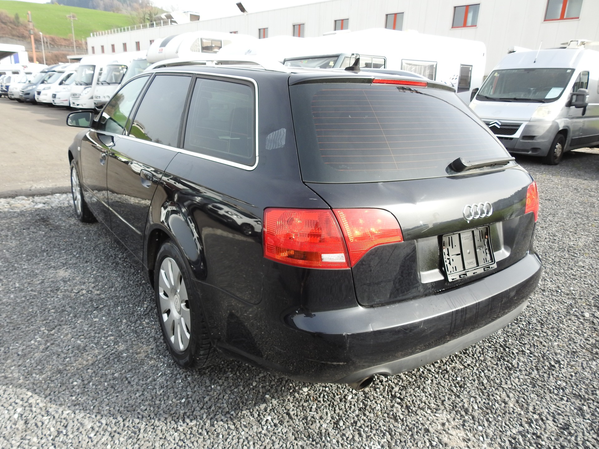 AUDI A4 Avant 1.8 Turbo quattro-image-3
