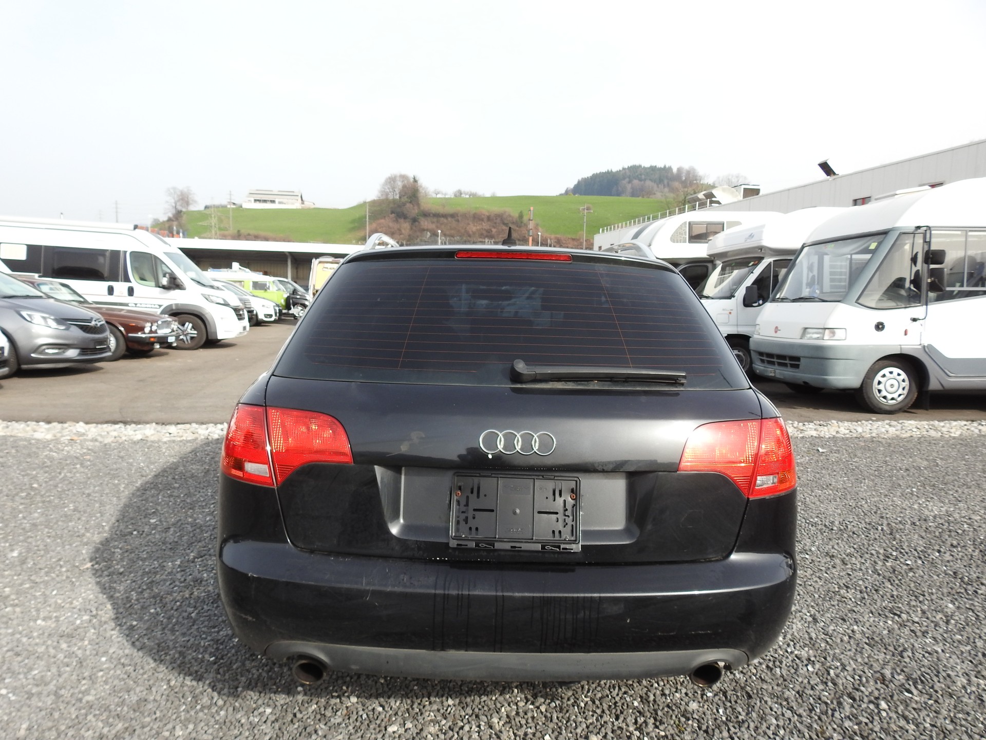 AUDI A4 Avant 1.8 Turbo quattro-image-4