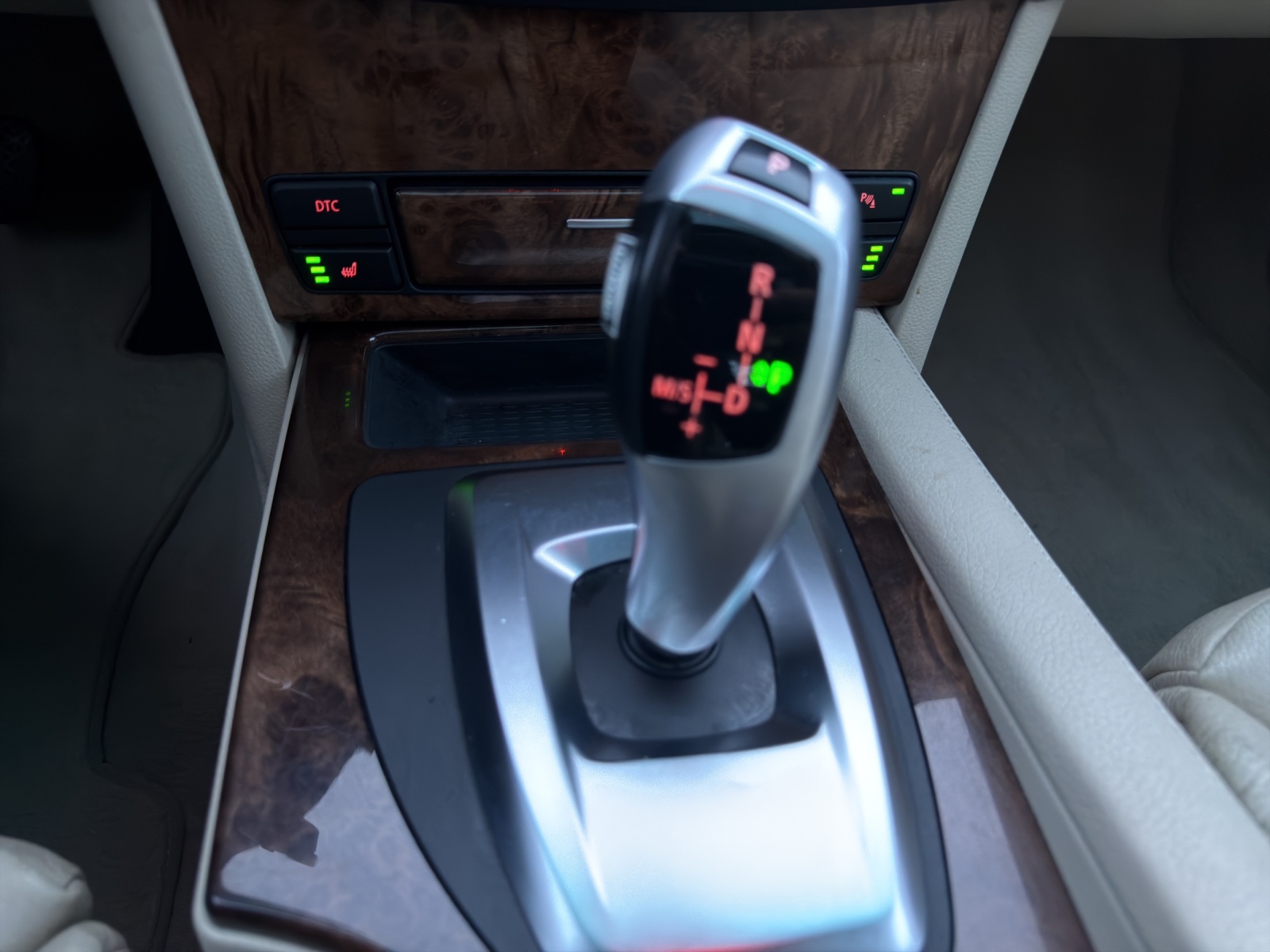 BMW 530xi Steptronic-image-22