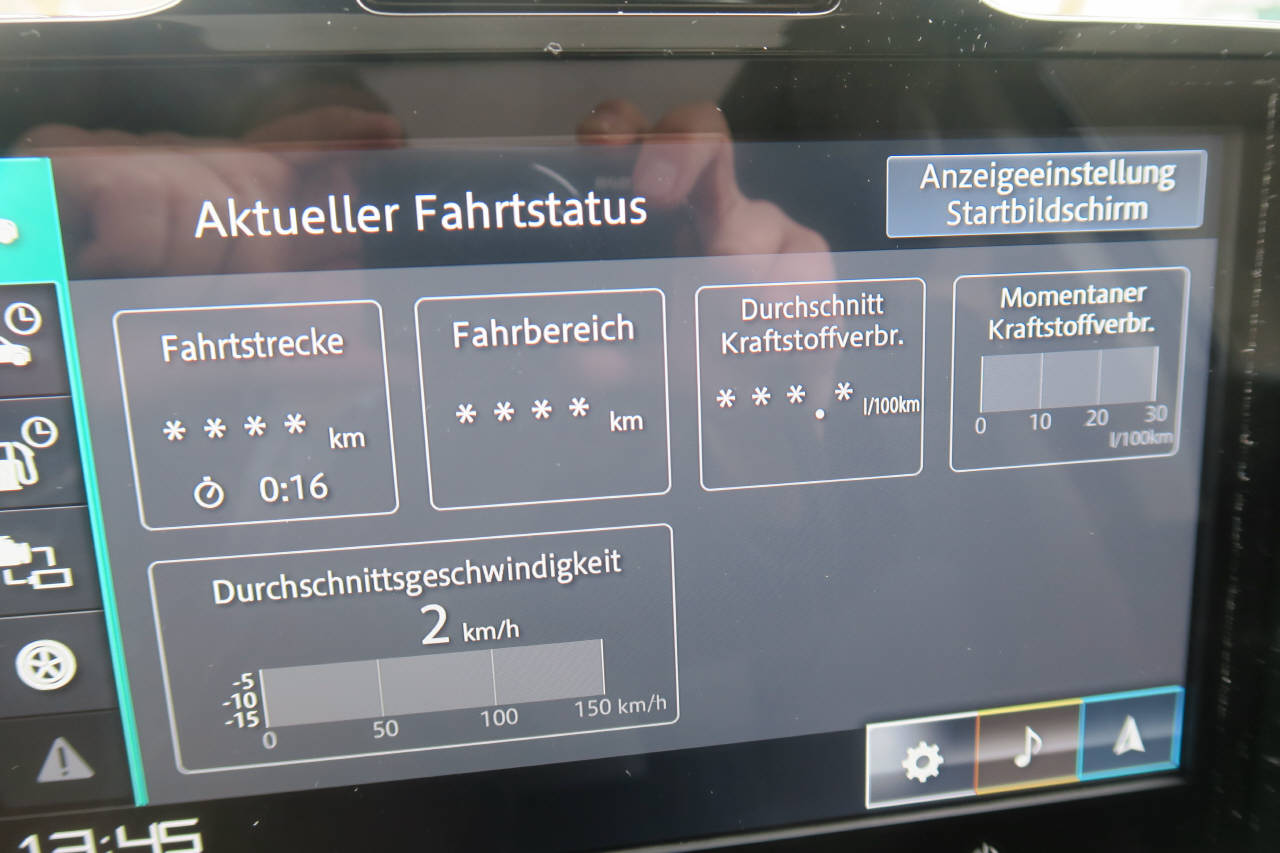 SUZUKI S-Cross 1.4 T Black Edition Top Hybrid 4x4-image-11