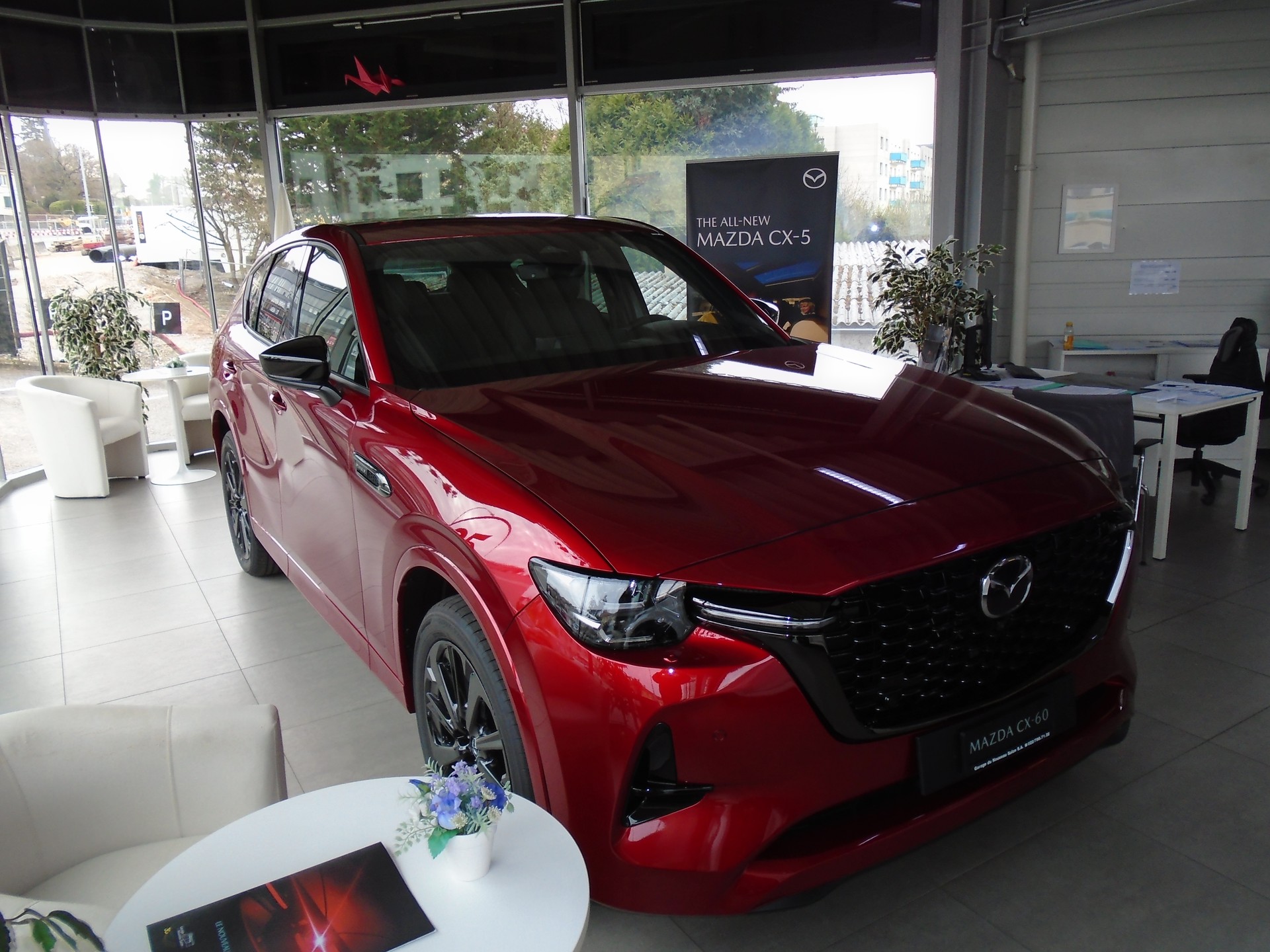 MAZDA CX-60 e-Skyactiv PHEV 327 AWD Homura Plus-image-0