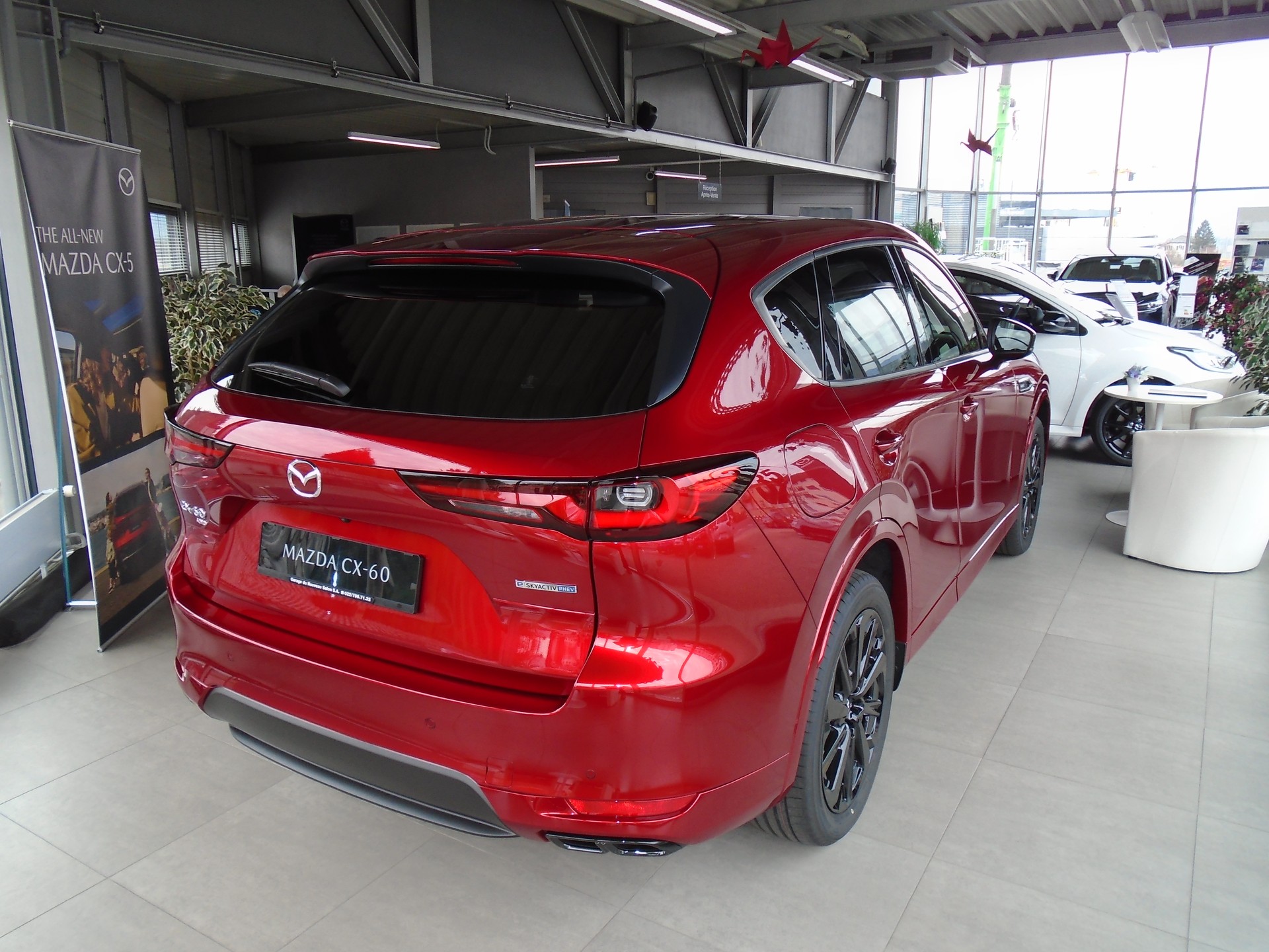 MAZDA CX-60 e-Skyactiv PHEV 327 AWD Homura Plus-image-2