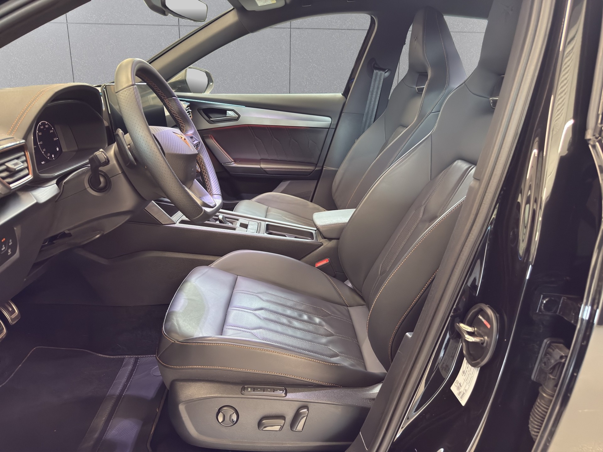 CUPRA Formentor 1.4 e-HYBRID pHEV VZ DSG-image-9