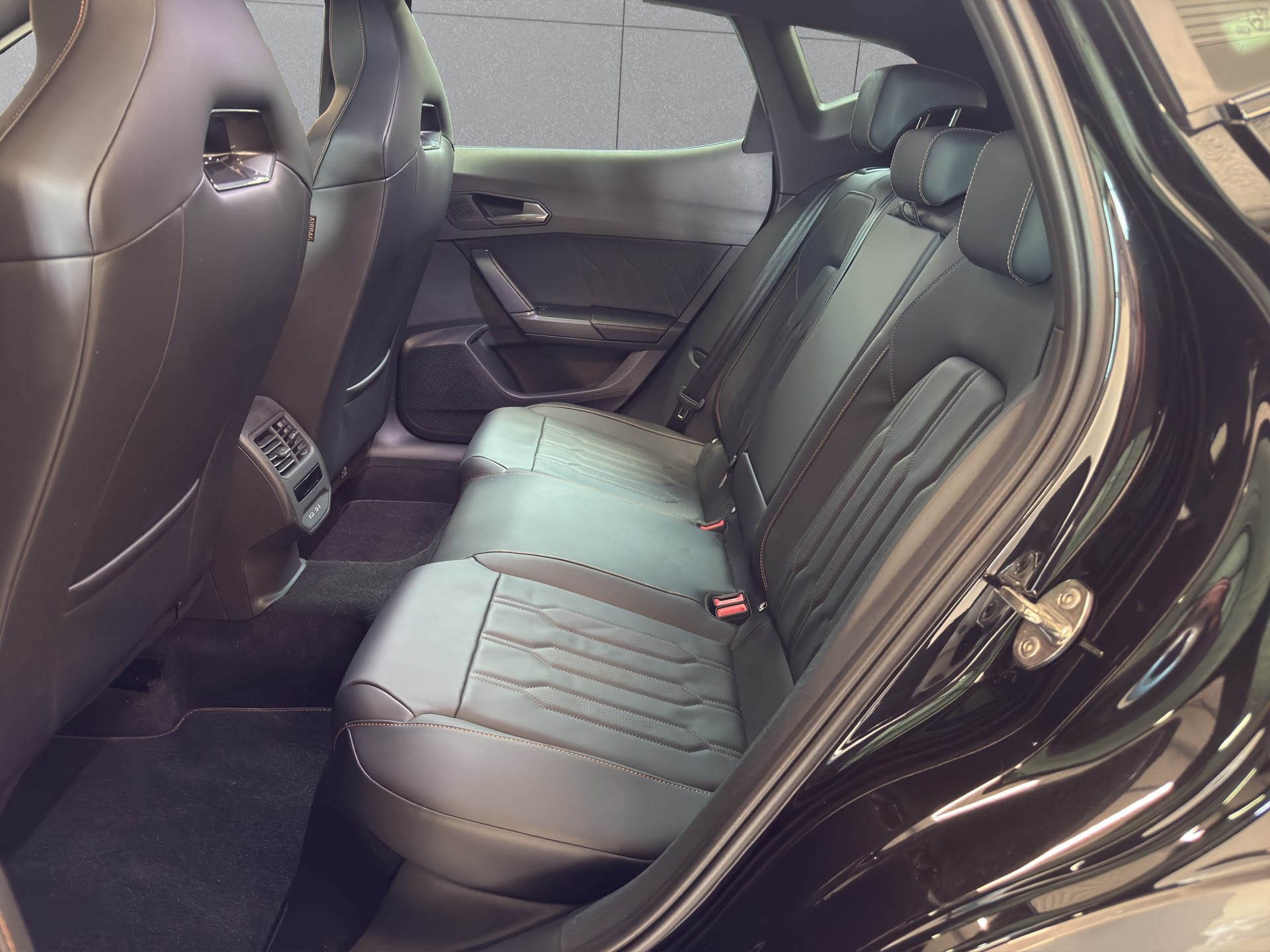 CUPRA Formentor 1.4 e-HYBRID pHEV VZ DSG-image-10