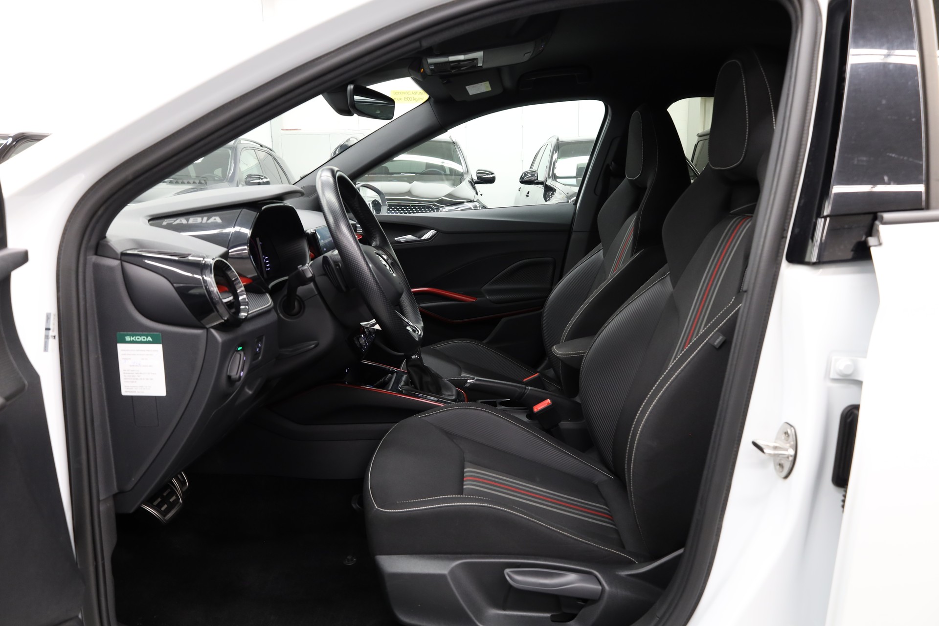 SKODA Fabia 1.0 TSI Monte Carlo DSG-image-14