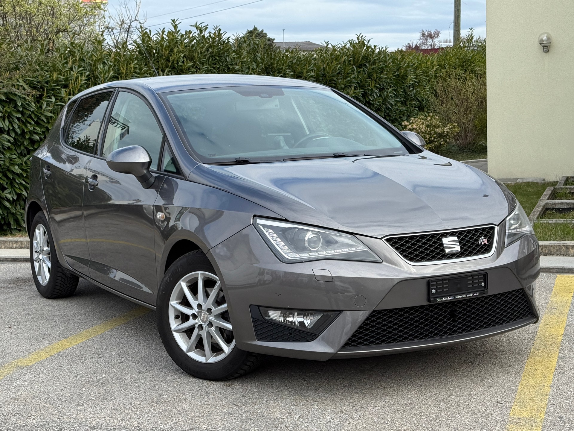 SEAT Ibiza 1.2 TSI FR Viva Stopp-Start - Navigation - Expertisé : 19.09.2025 - Grand Service fait le 16.04.2026 à 92'119 km-image-2
