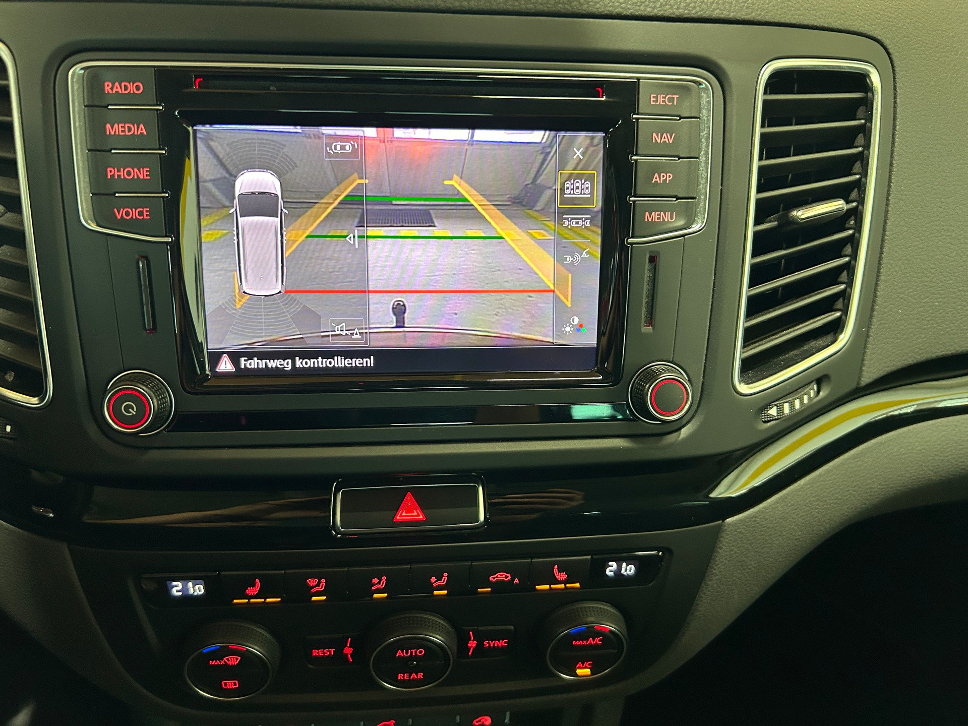 SEAT Alhambra 1.4 TSI DSG Hola FR-image-10