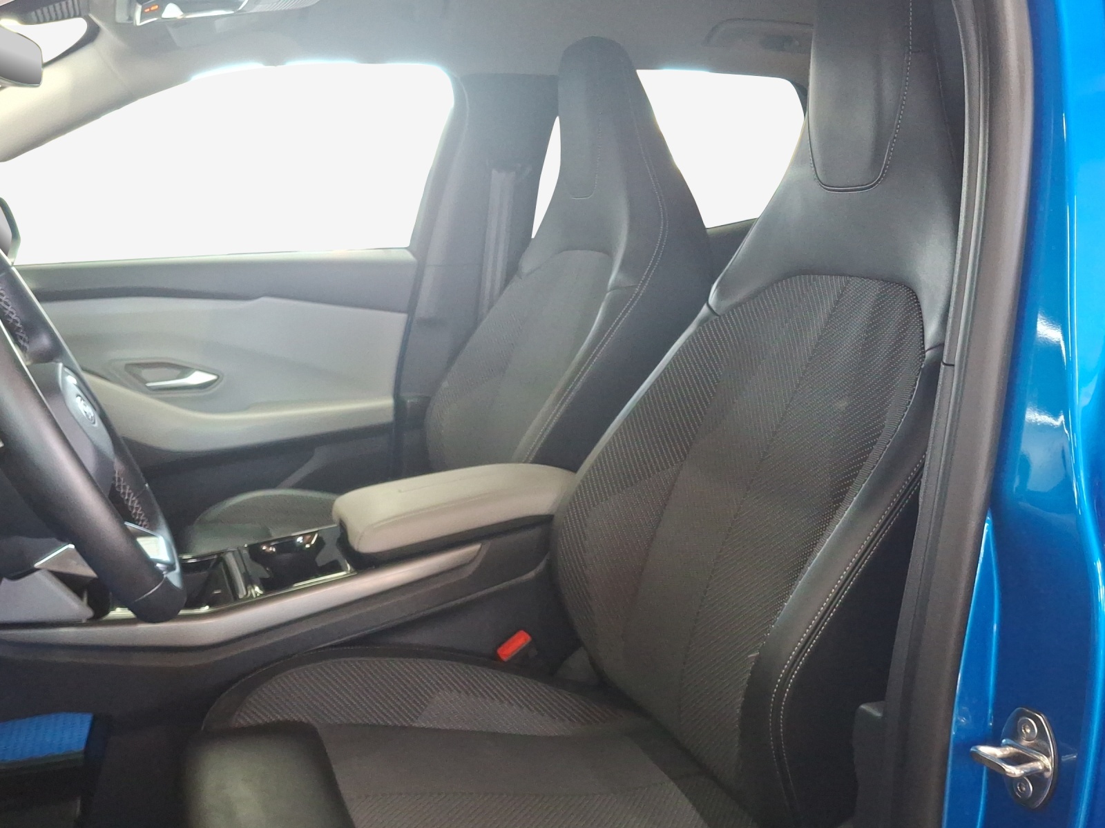 FORD Explorer Elektro 77kWh Extended Range-image-8
