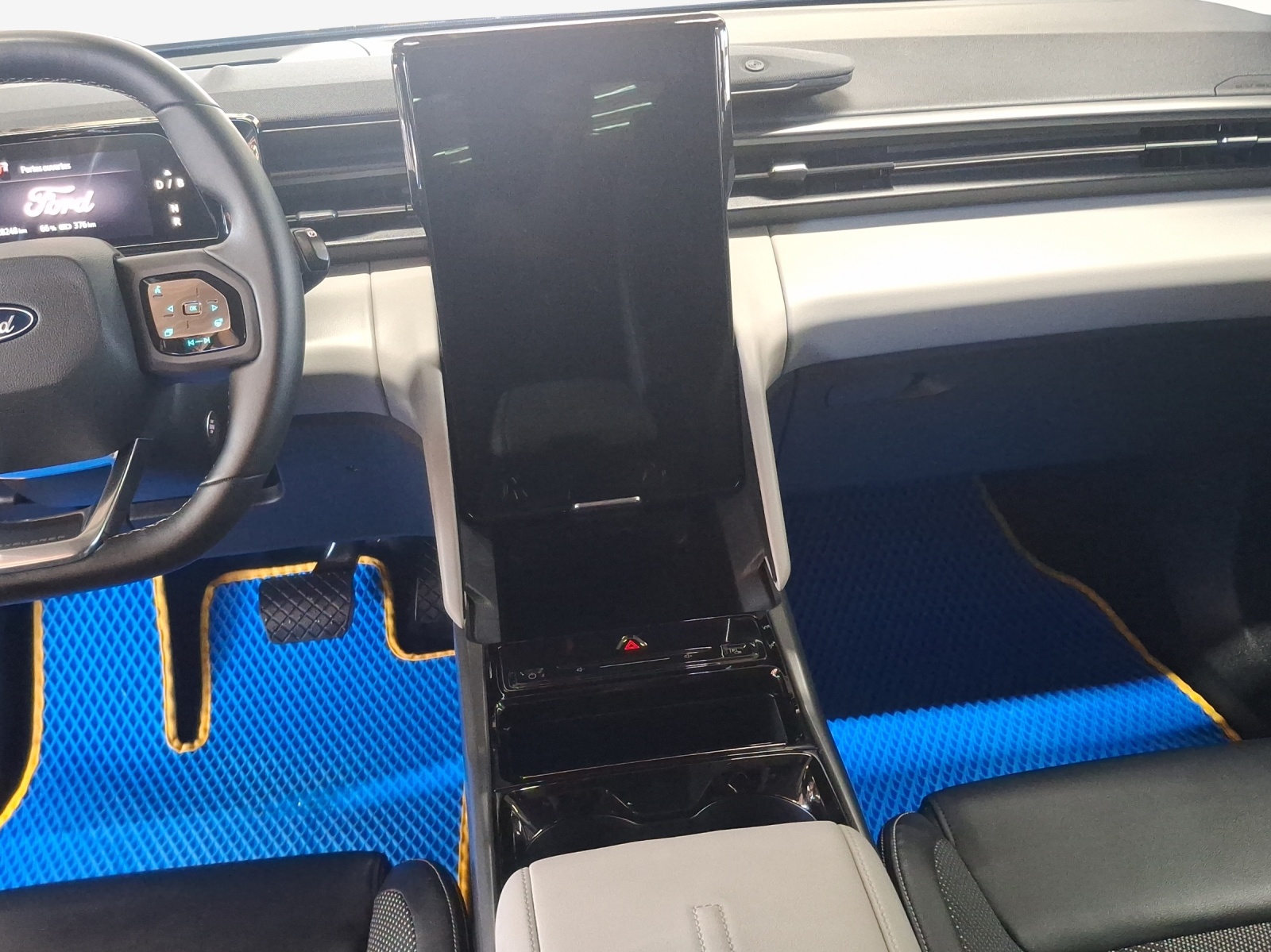 FORD Explorer Elektro 77kWh Extended Range-image-10