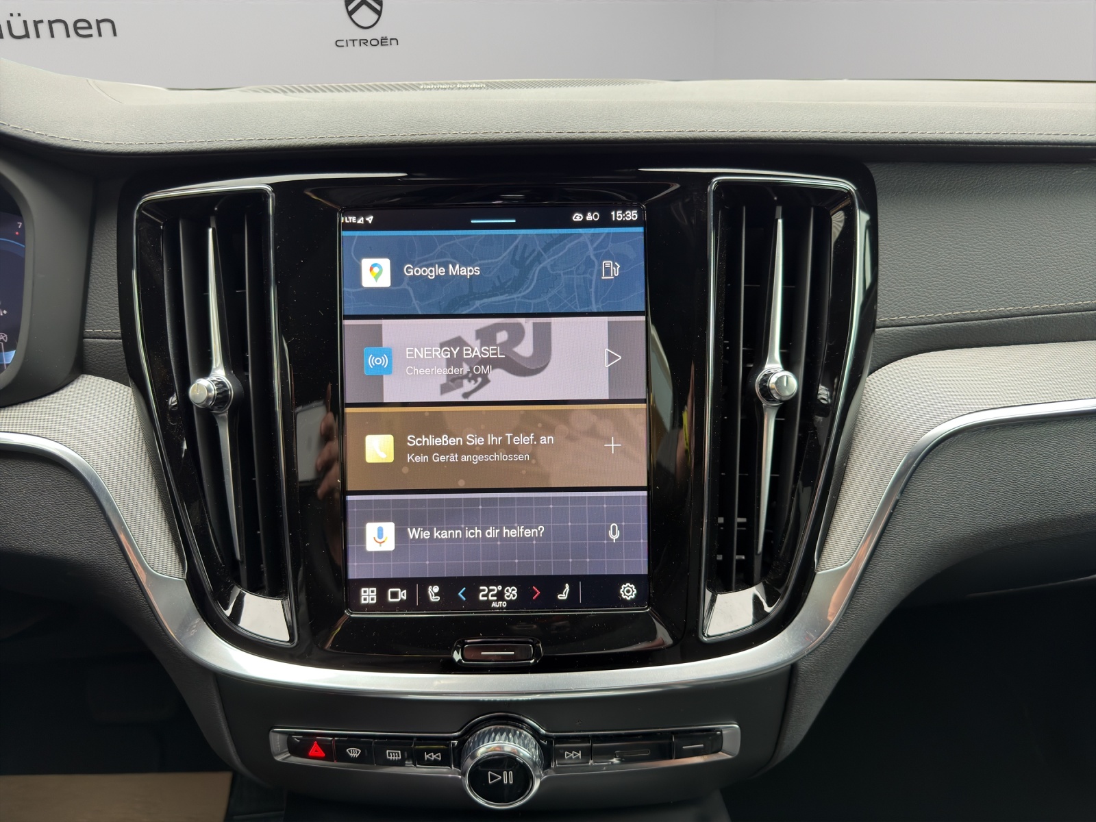 VOLVO V60 2.0 B4 Ultimate Dark-image-7