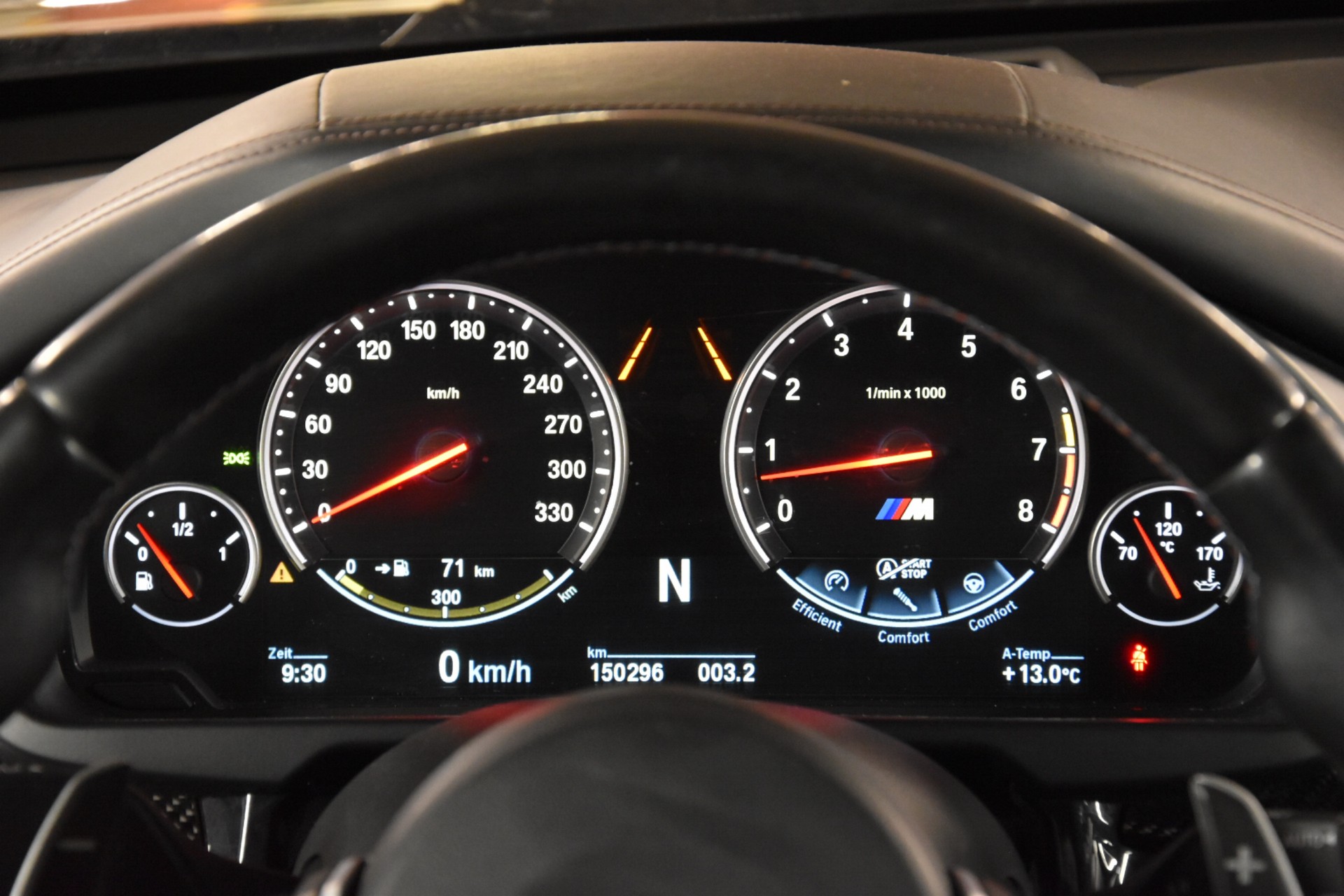 BMW X5M Steptronic * CARBONSCHWARZ INDIVIDUAL *-image-16